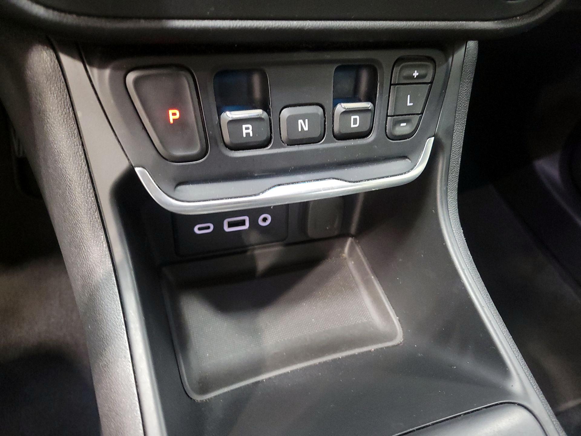 Thumbnail: 2019 GMC Terrain - 16
