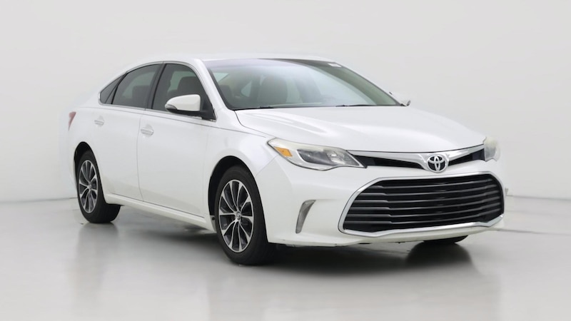 2016 Toyota Avalon XLE Hero Image