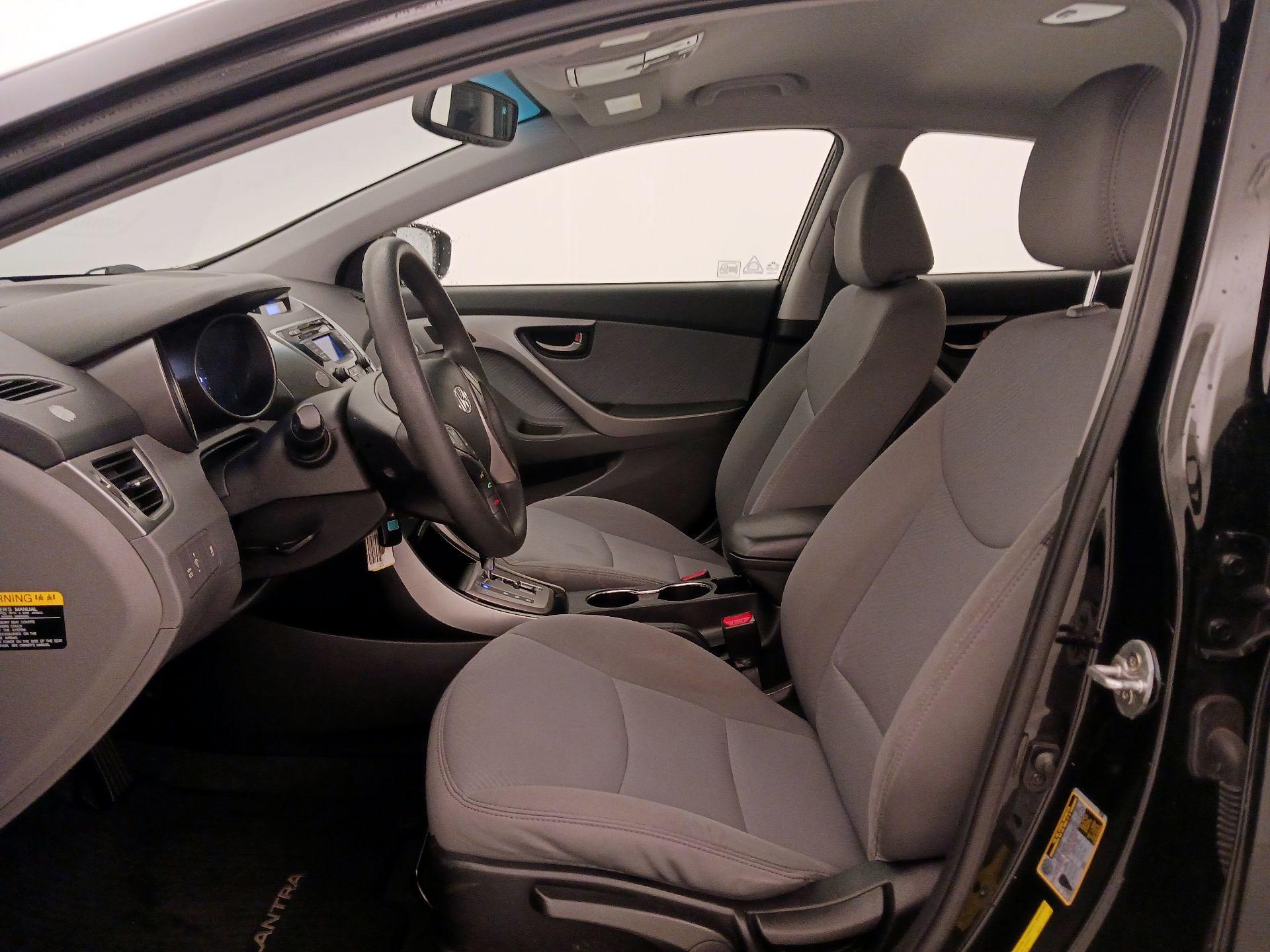 Thumbnail: 2013 Hyundai Elantra - 11