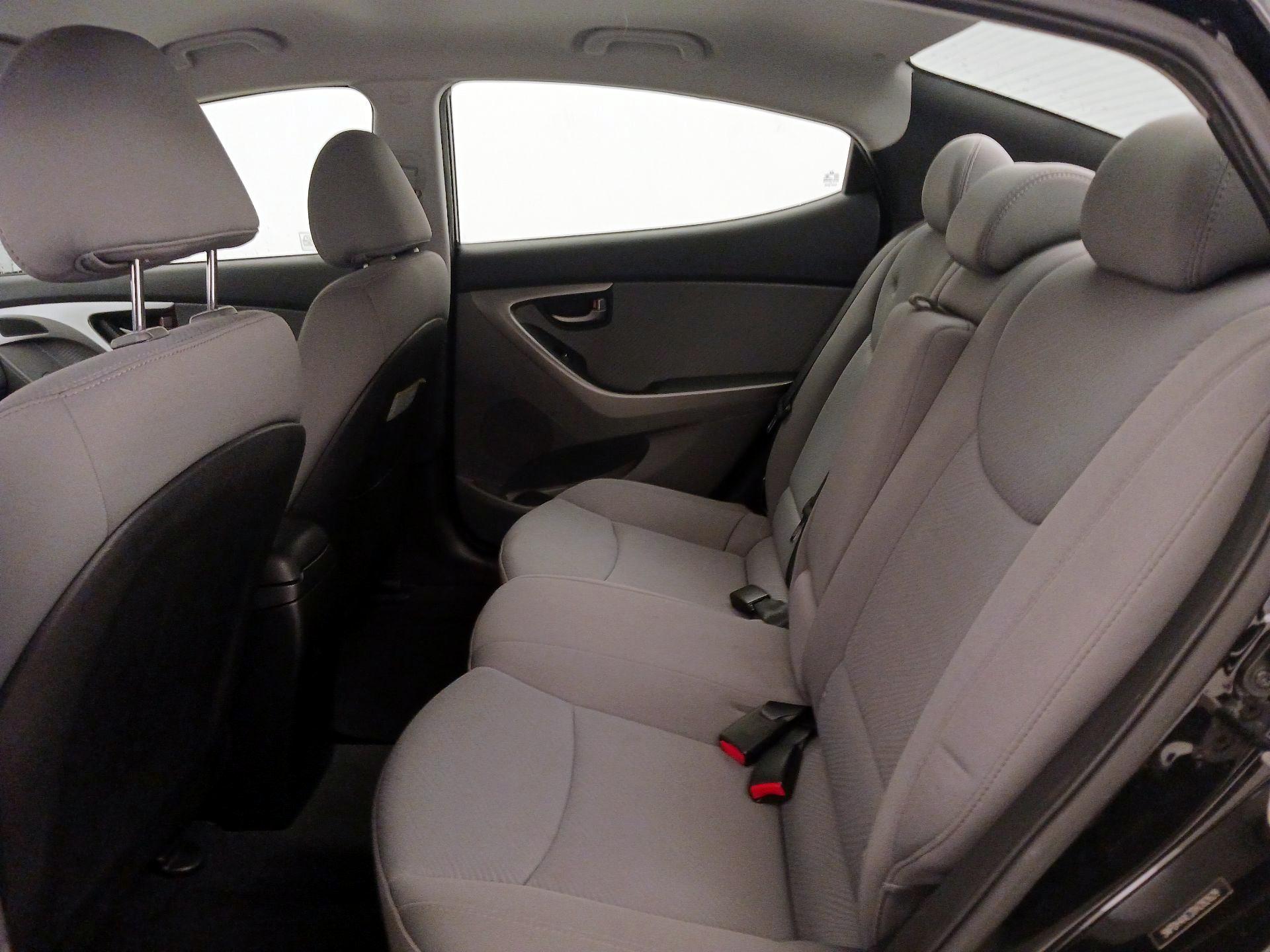 Thumbnail: 2013 Hyundai Elantra - 18