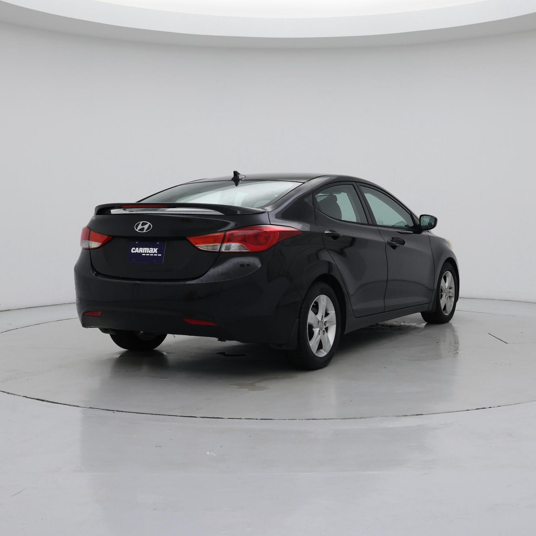 Thumbnail: 2013 Hyundai Elantra - 8