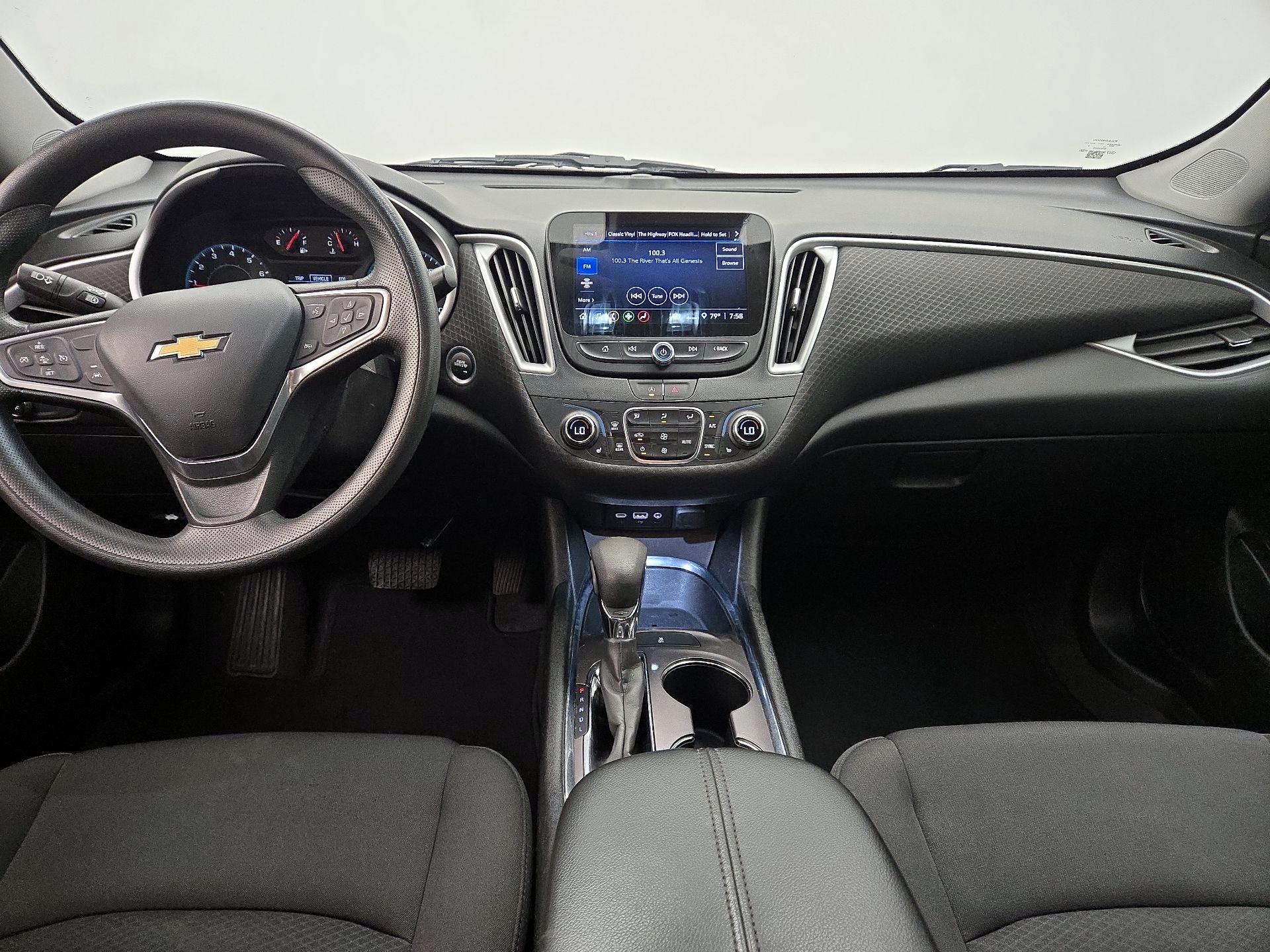 Thumbnail: 2023 Chevrolet Malibu - 9