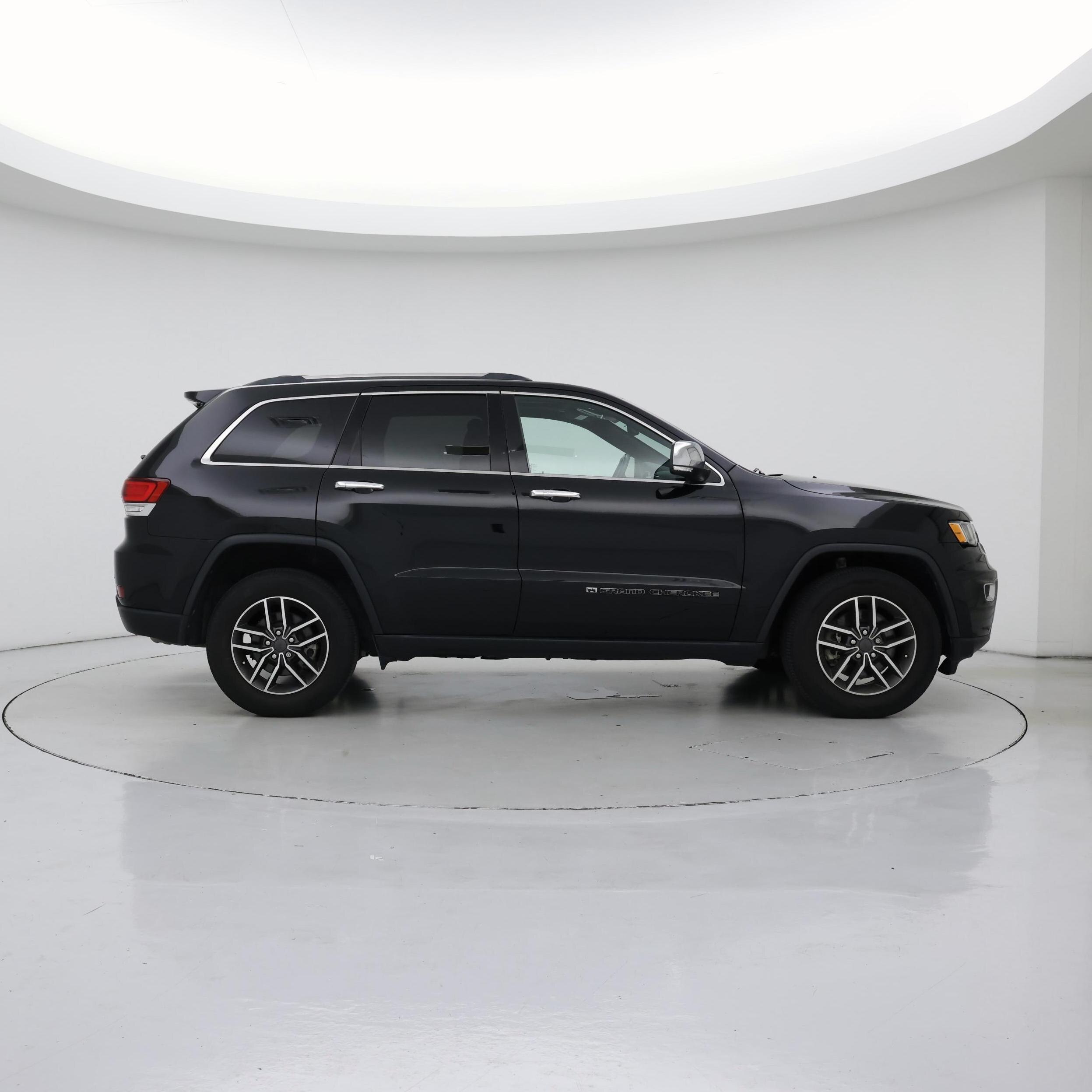 Thumbnail: 2022 Jeep Grand Cherokee - 7