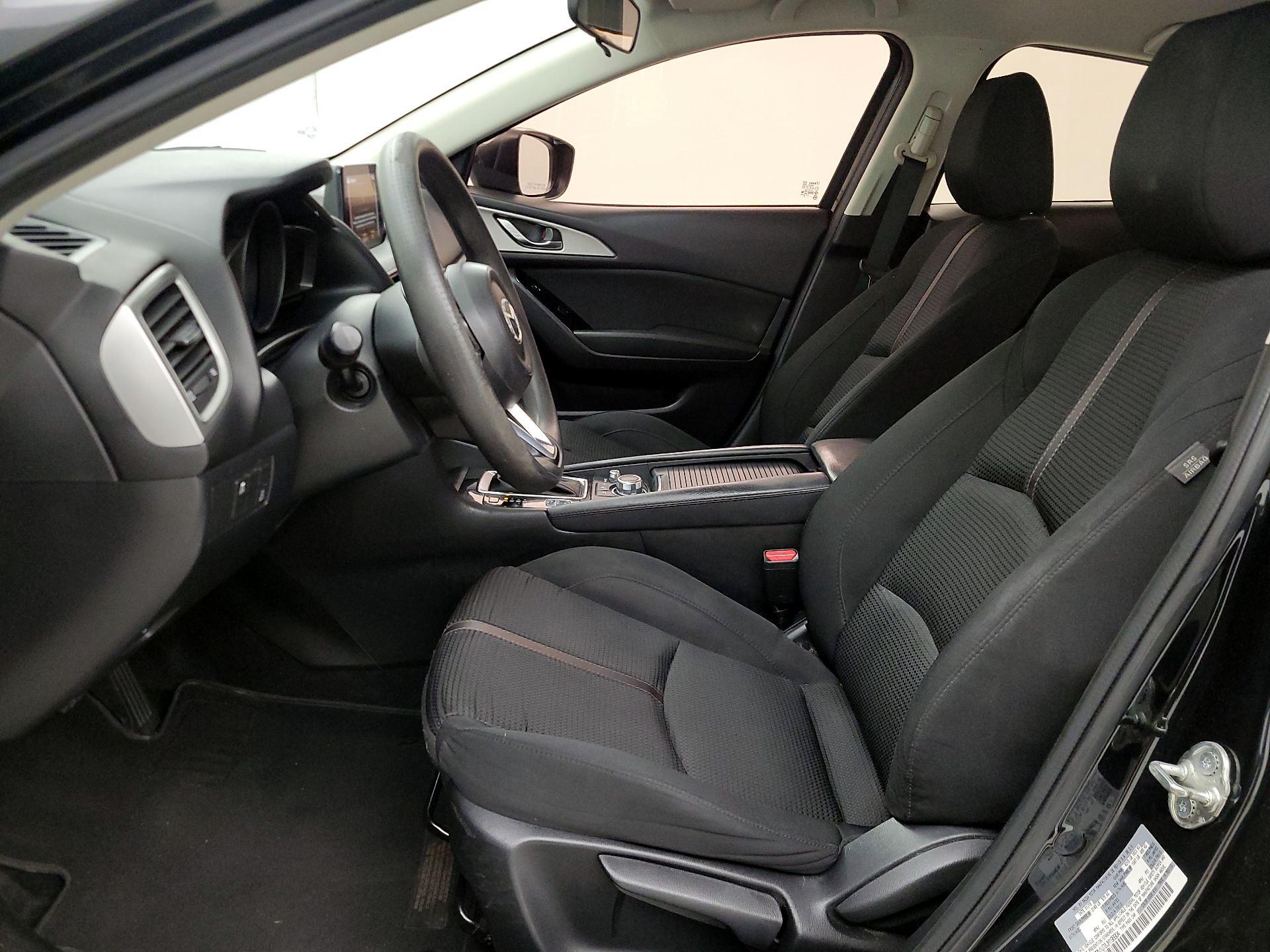 Thumbnail: 2018 Mazda Mazda3 - 11