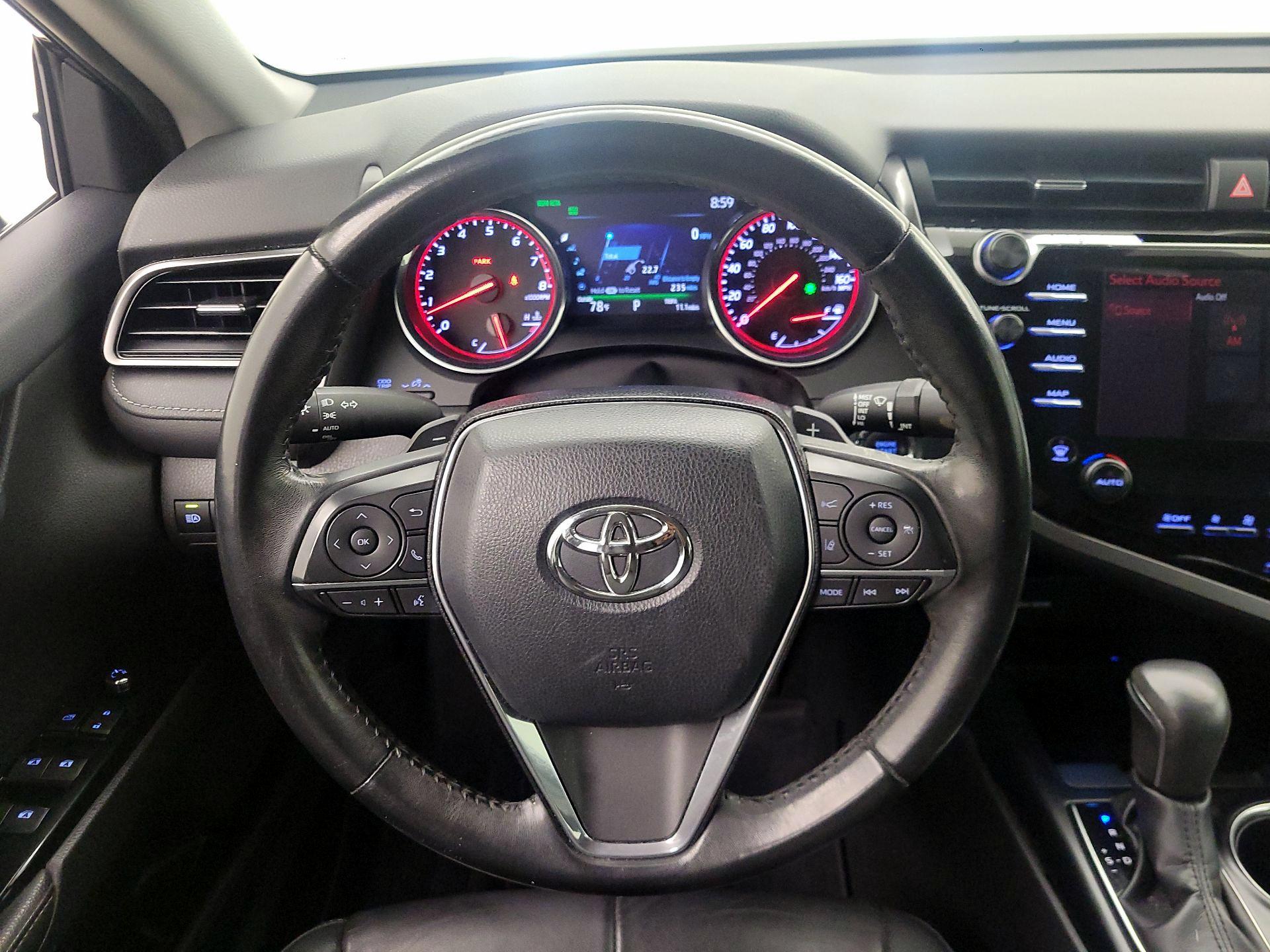 Thumbnail: 2019 Toyota Camry - 10