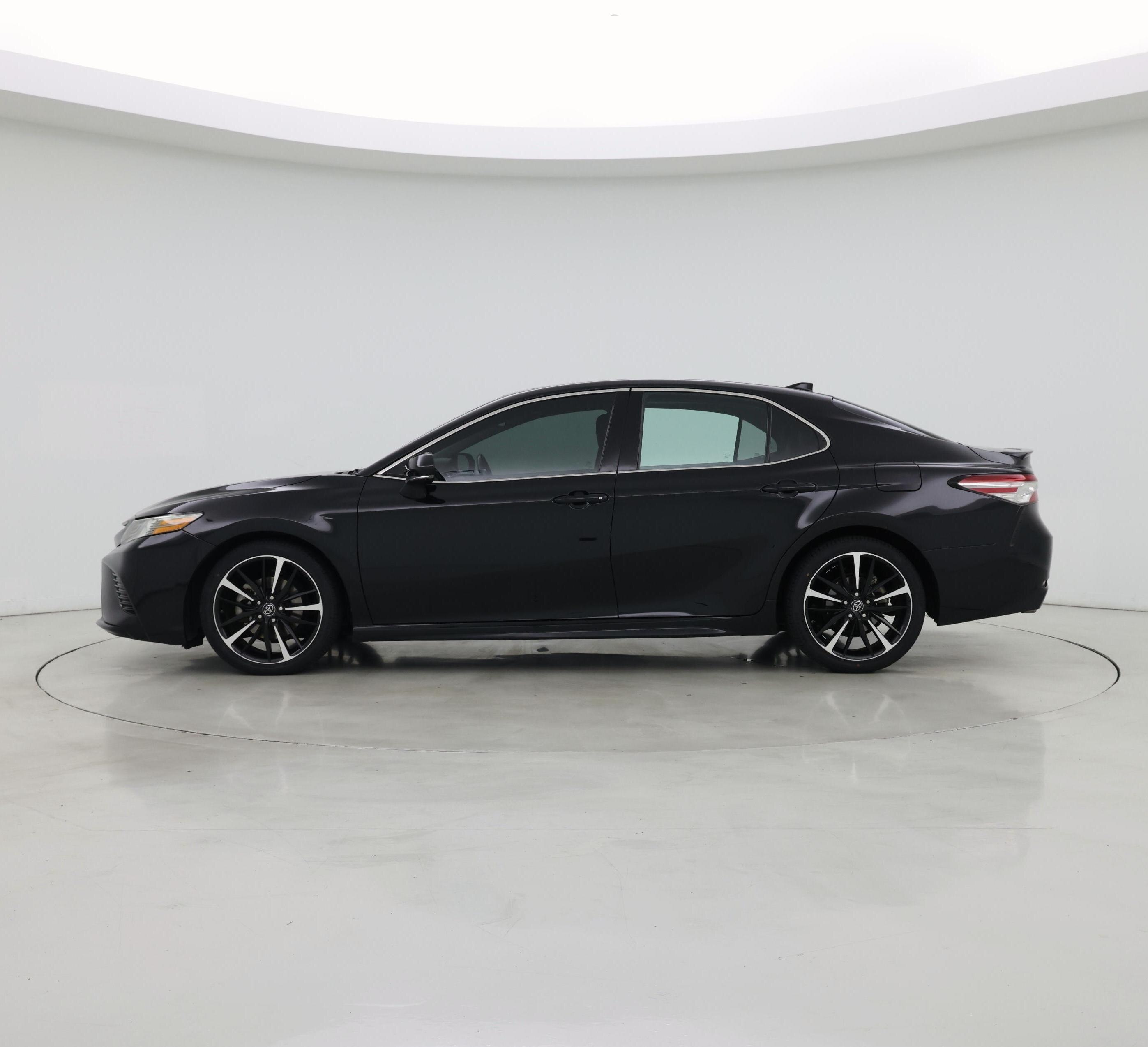 Thumbnail: 2019 Toyota Camry - 3