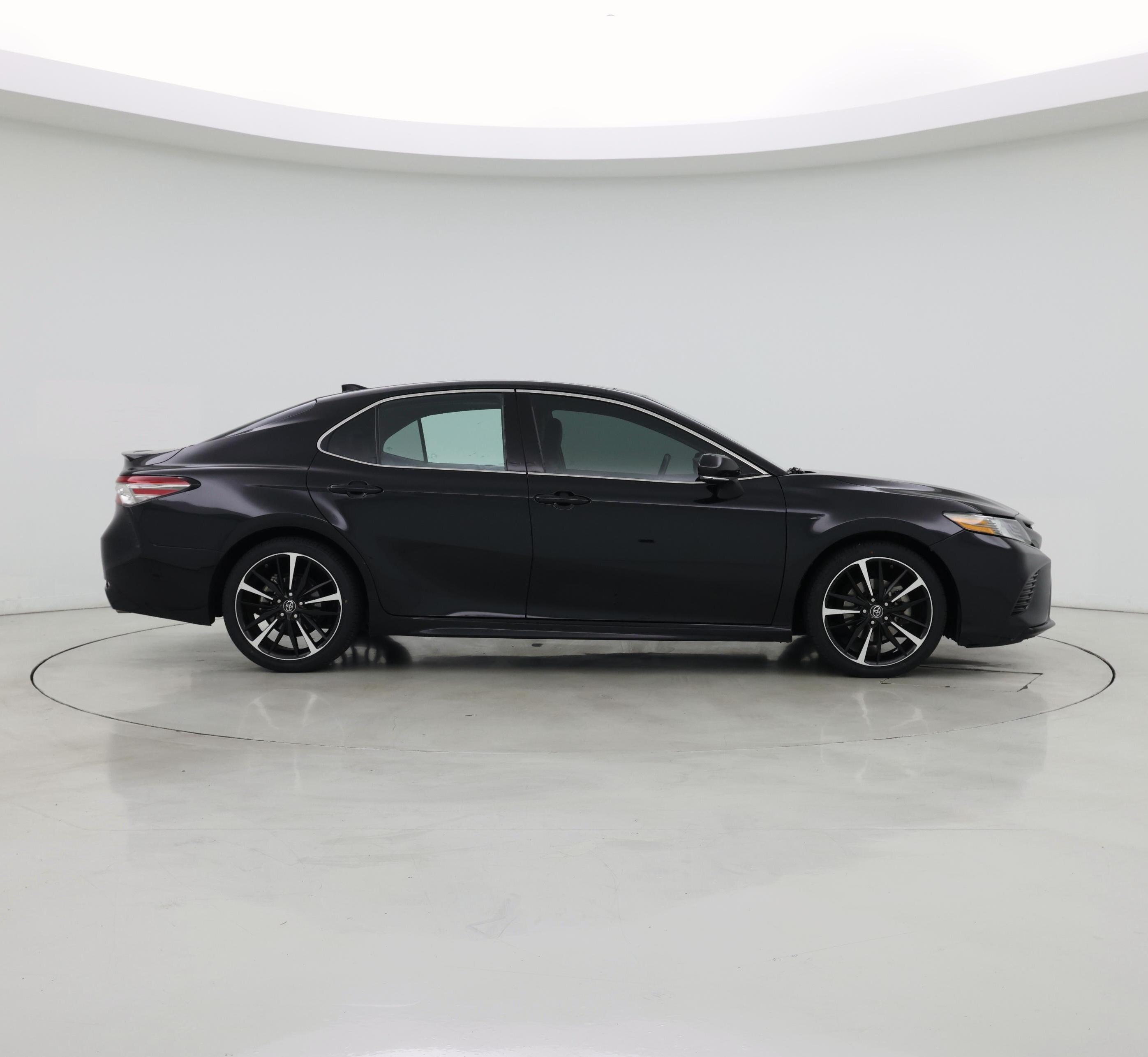 Thumbnail: 2019 Toyota Camry - 7