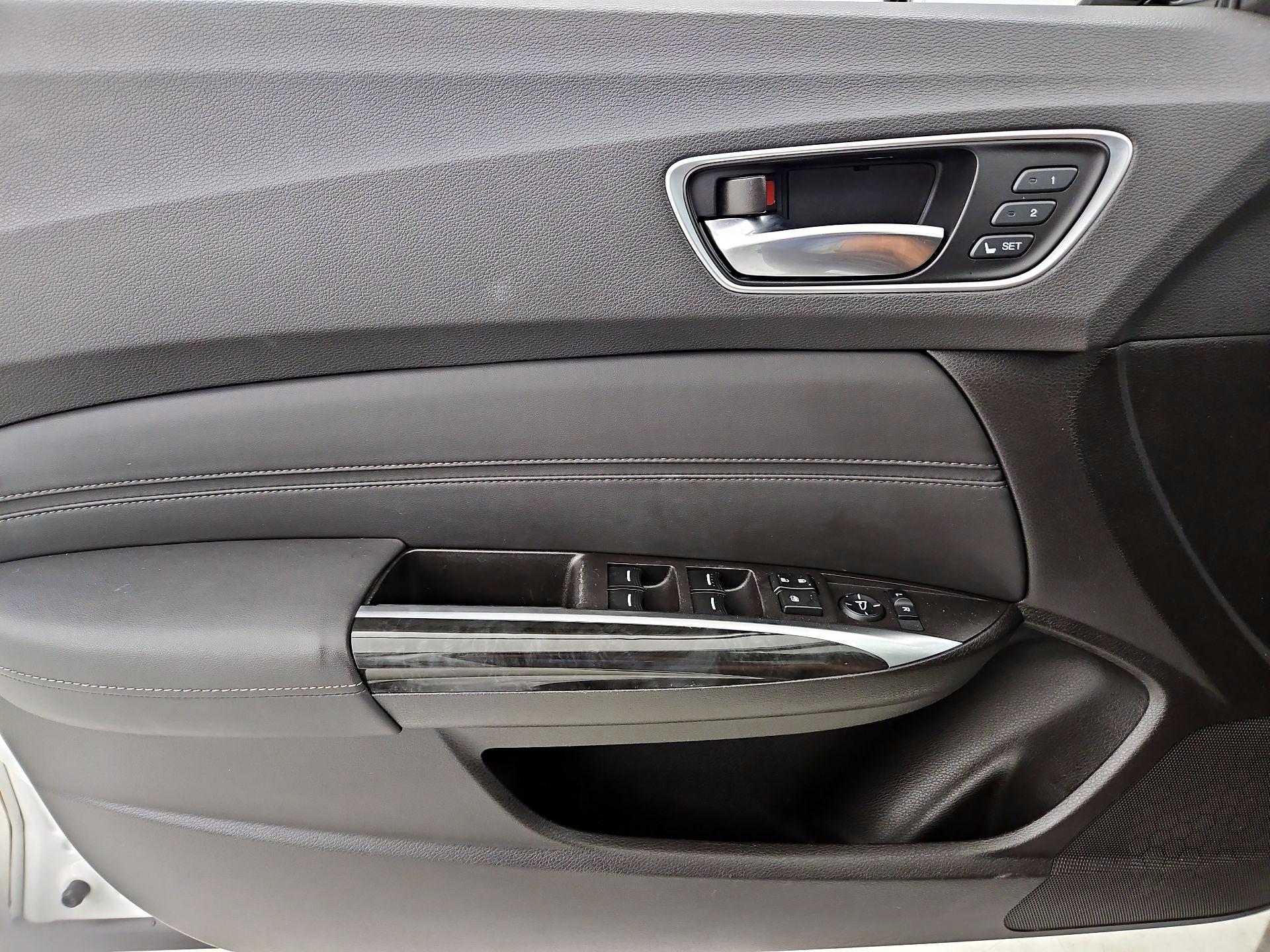 Thumbnail: 2019 Acura TLX - 12