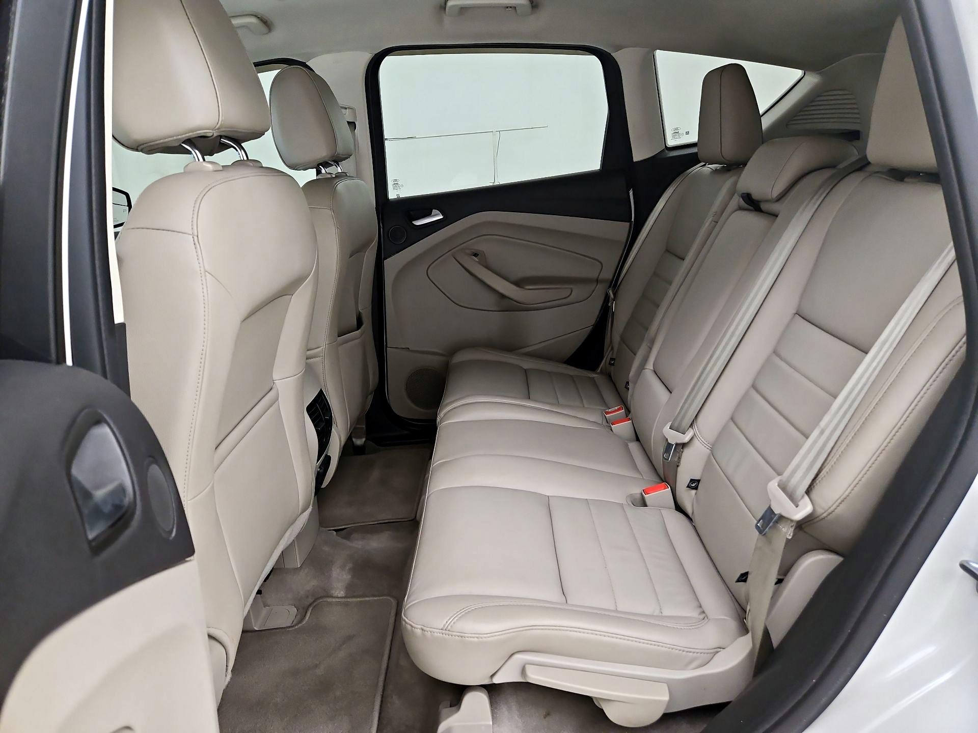 Thumbnail: 2016 Ford C-Max - 19