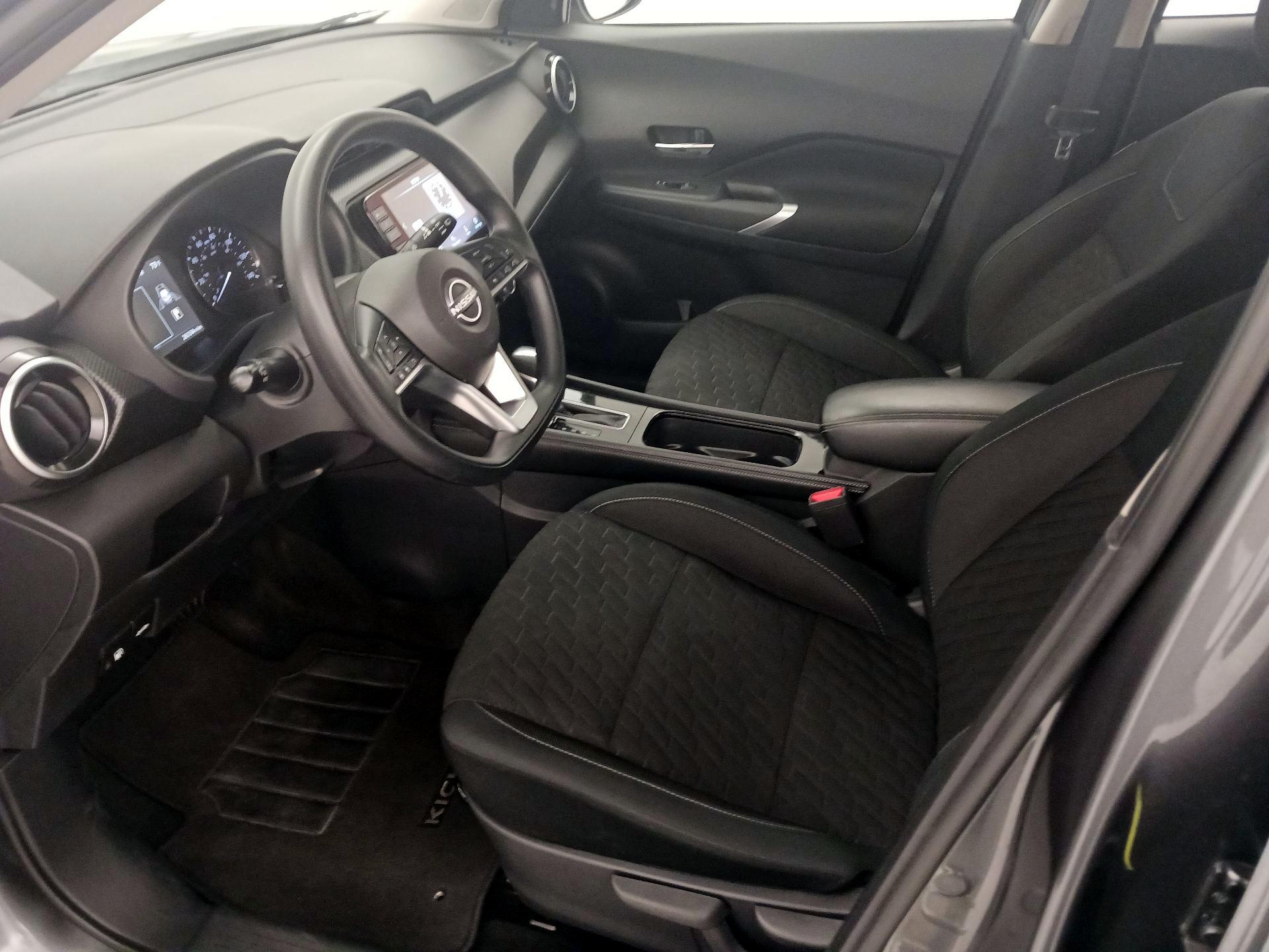 Thumbnail: 2023 Nissan Kicks - 11