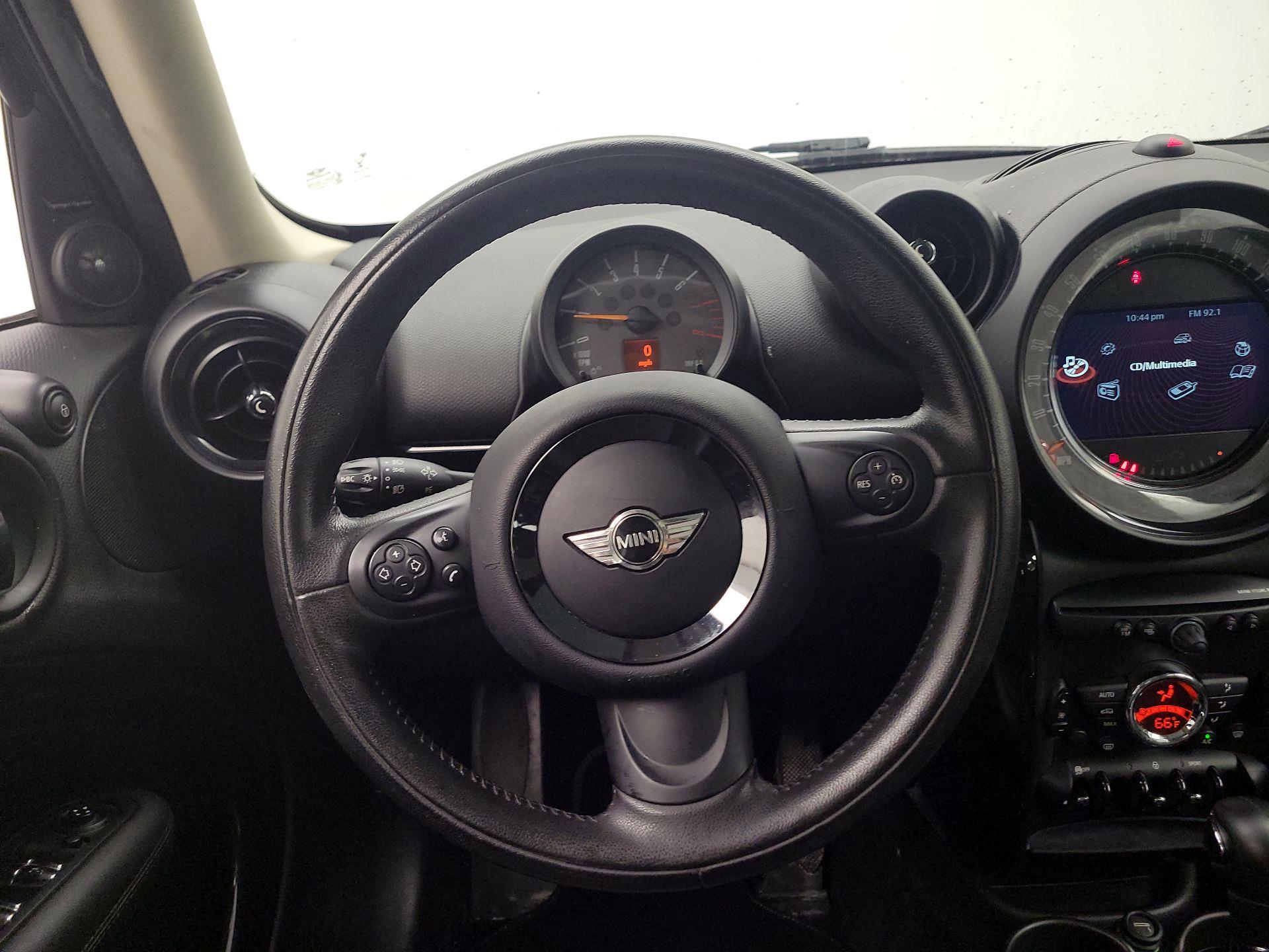 Thumbnail: 2016 MINI Cooper Countryman - 10