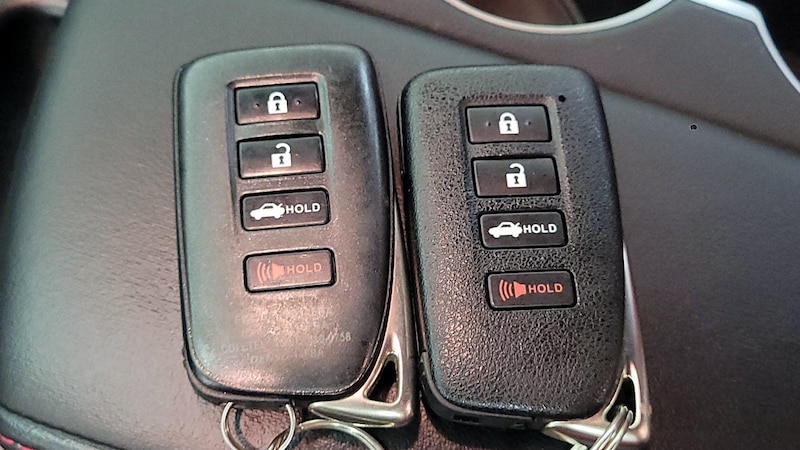 2020 Lexus IS 300 23