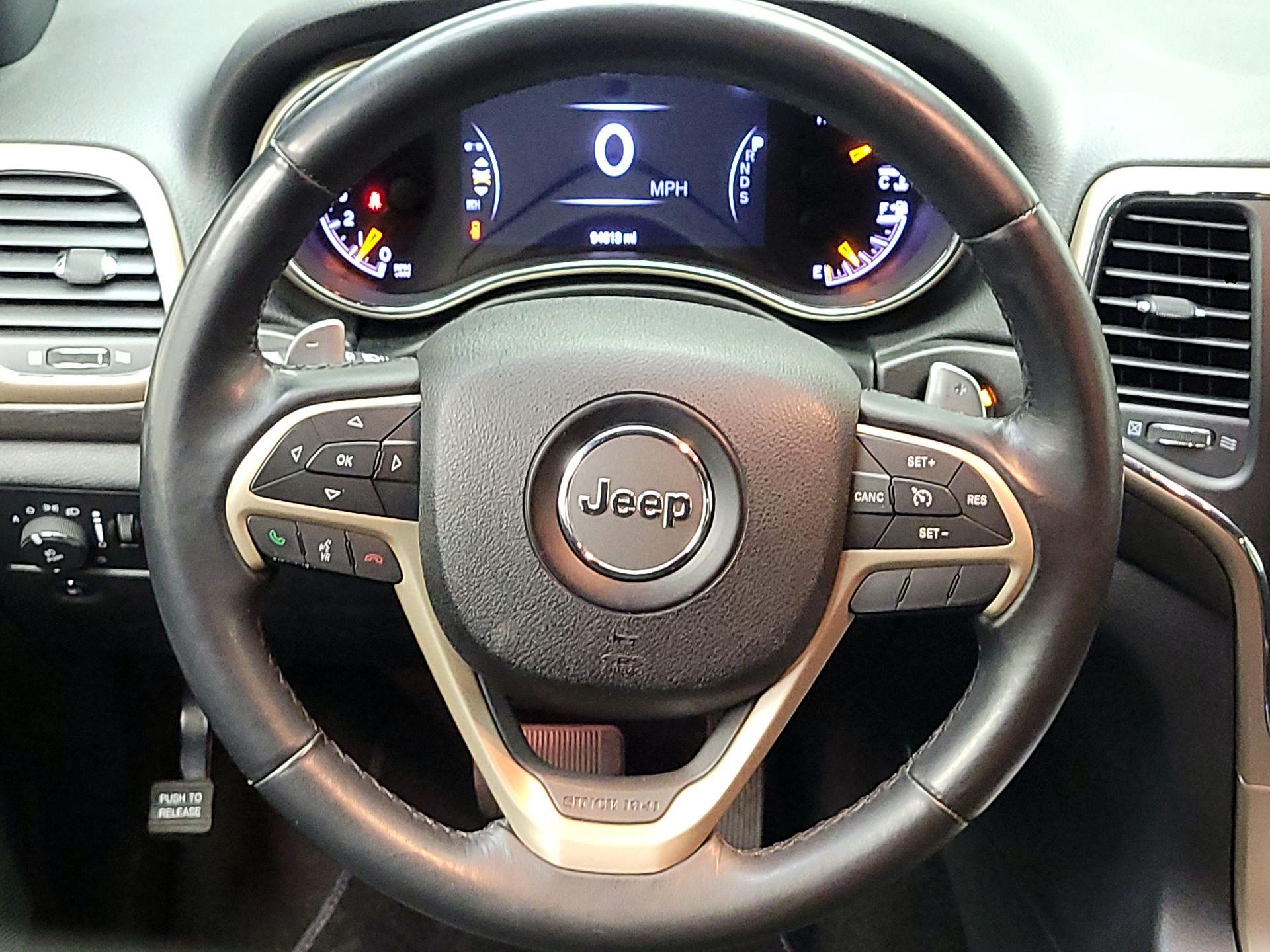 Thumbnail: 2015 Jeep Grand Cherokee - 10
