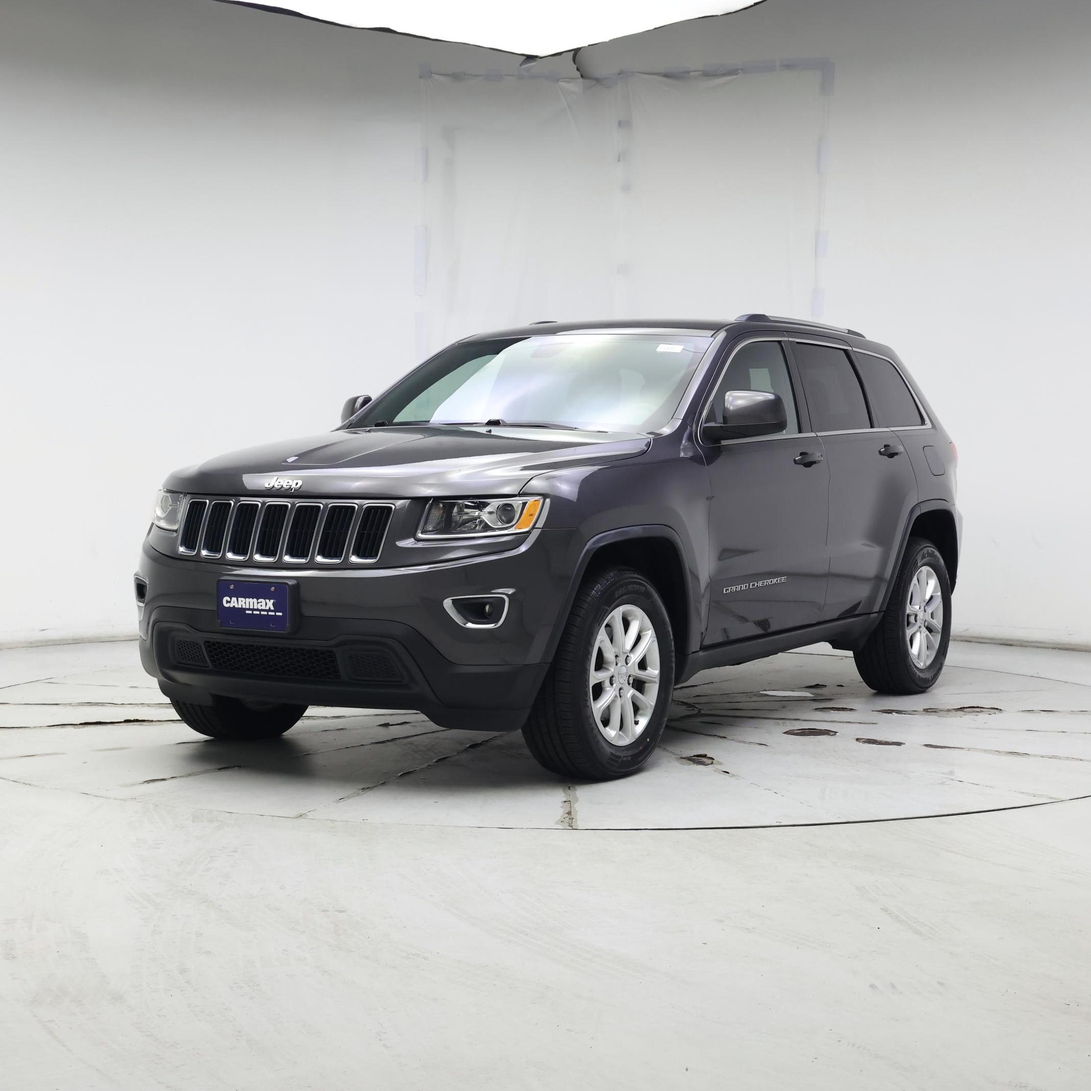 Thumbnail: 2015 Jeep Grand Cherokee - 4