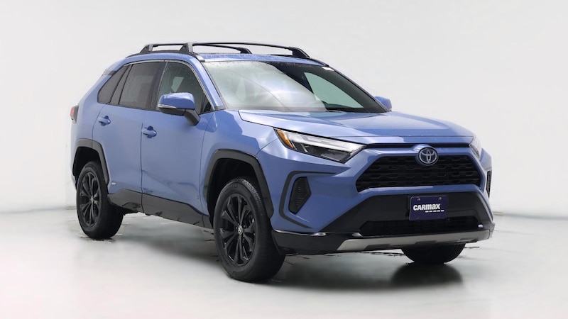 2023 Toyota RAV4 SE Hero Image