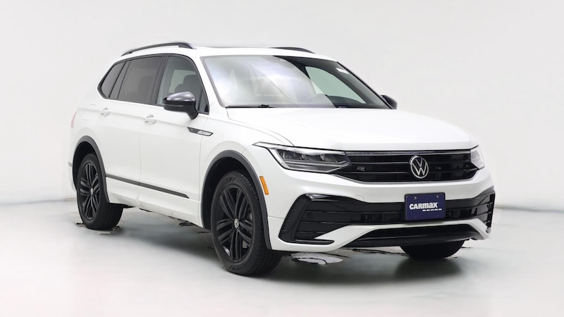 2022 Volkswagen Tiguan SE R-Line Black Hero Image