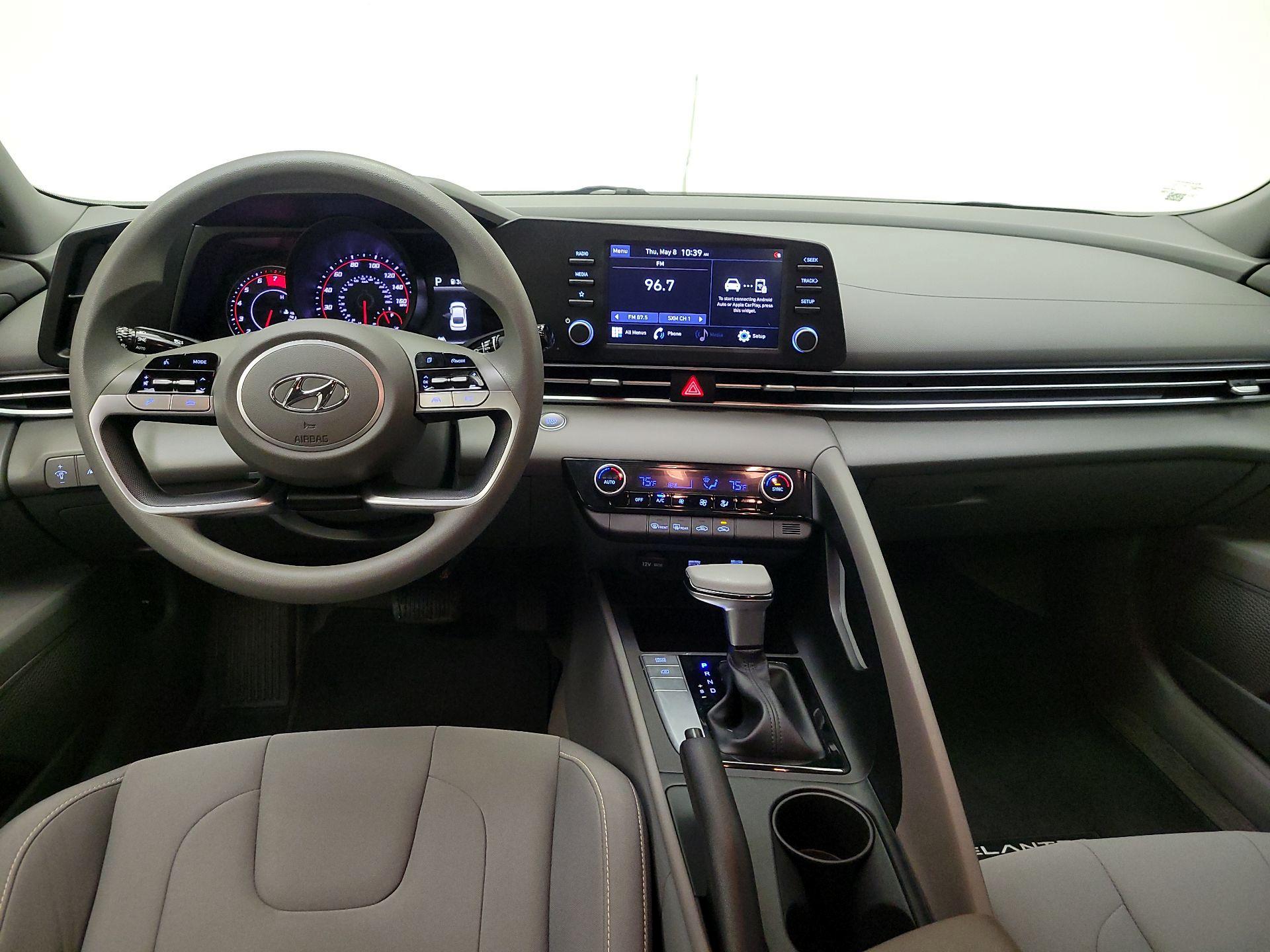 Thumbnail: 2022 Hyundai Elantra - 9
