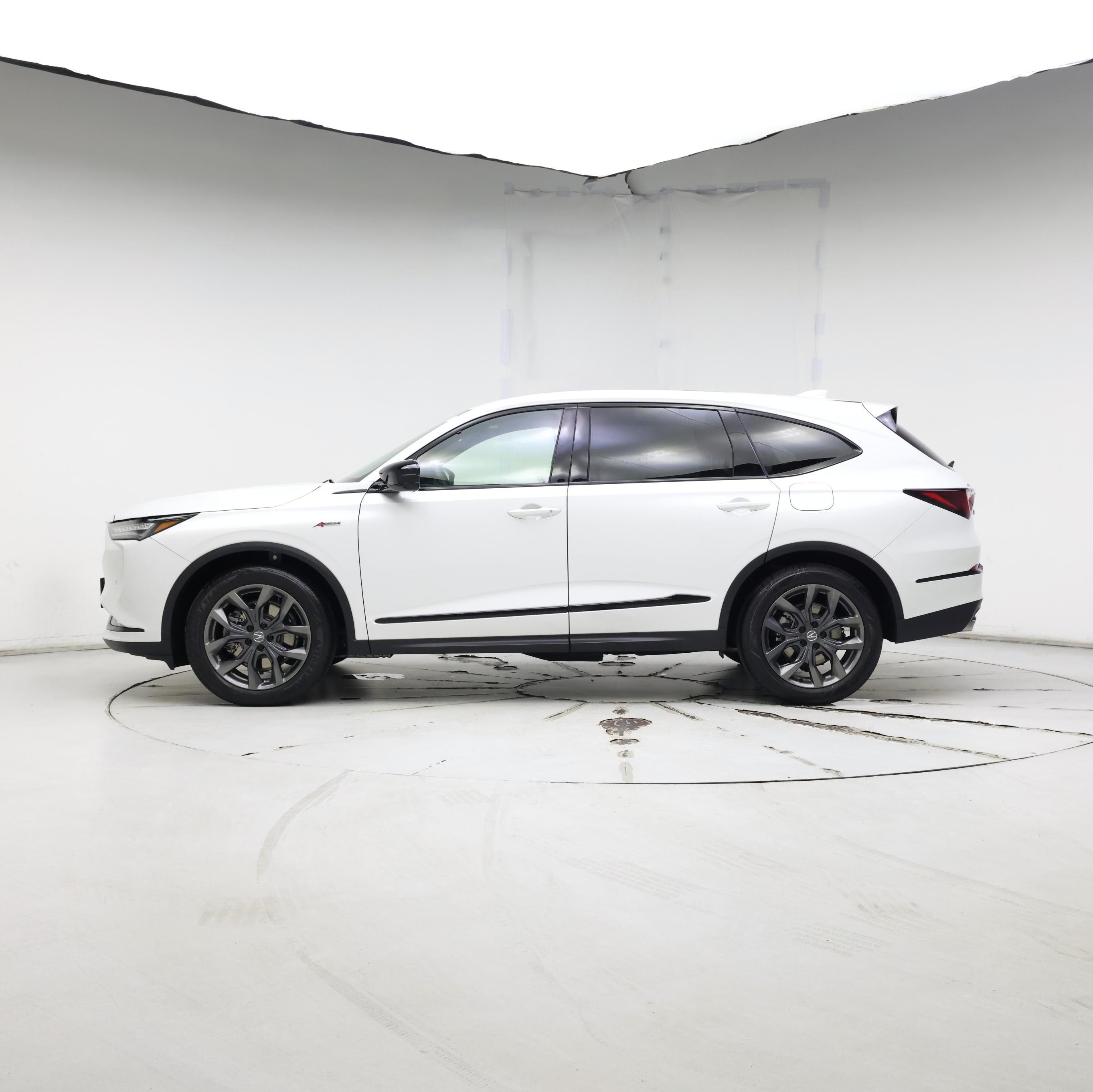 Thumbnail: 2022 Acura MDX - 3