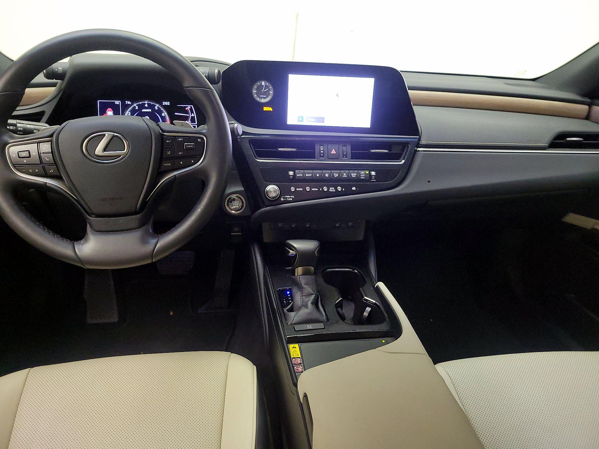Thumbnail: 2024 Lexus ES - 9