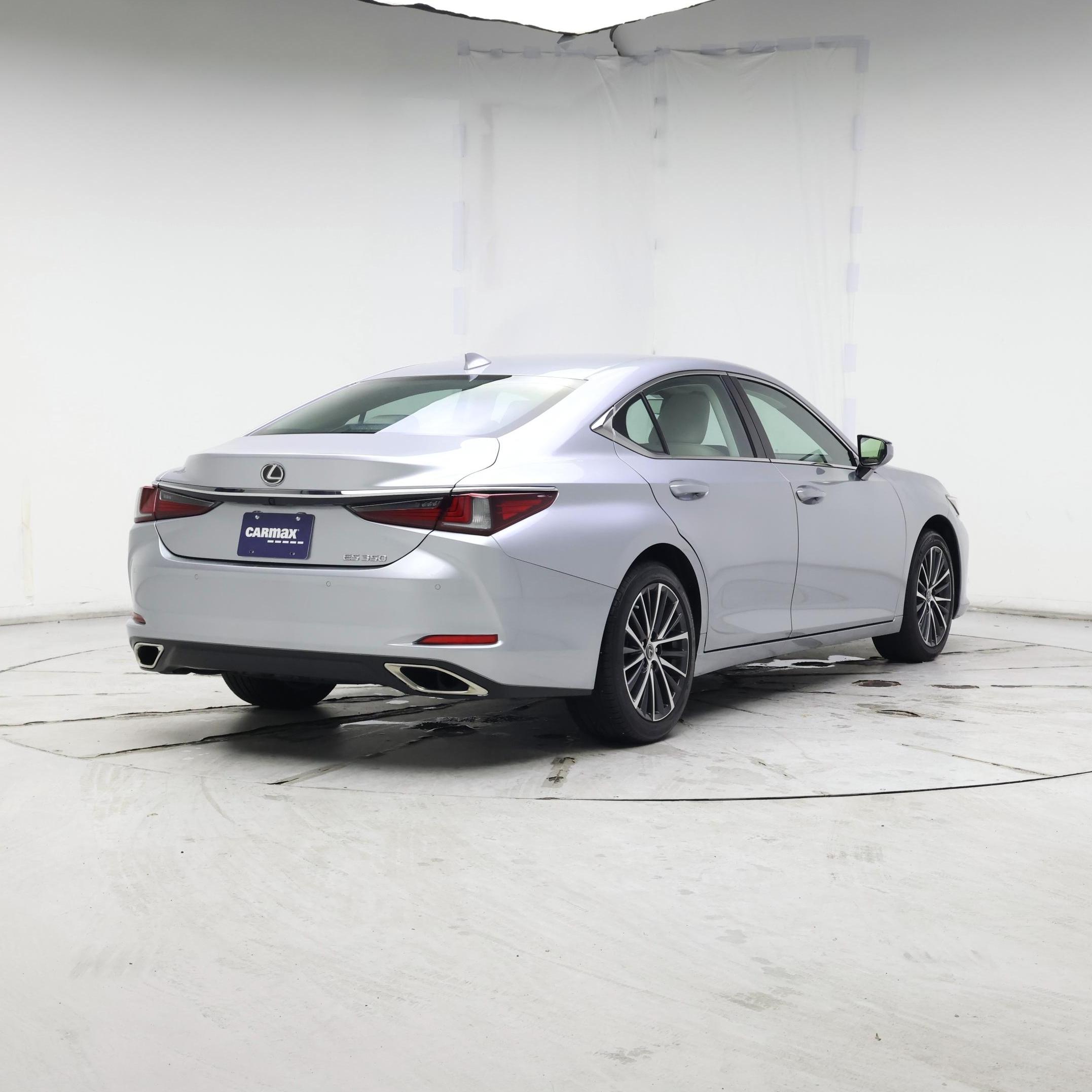 Thumbnail: 2024 Lexus ES - 8