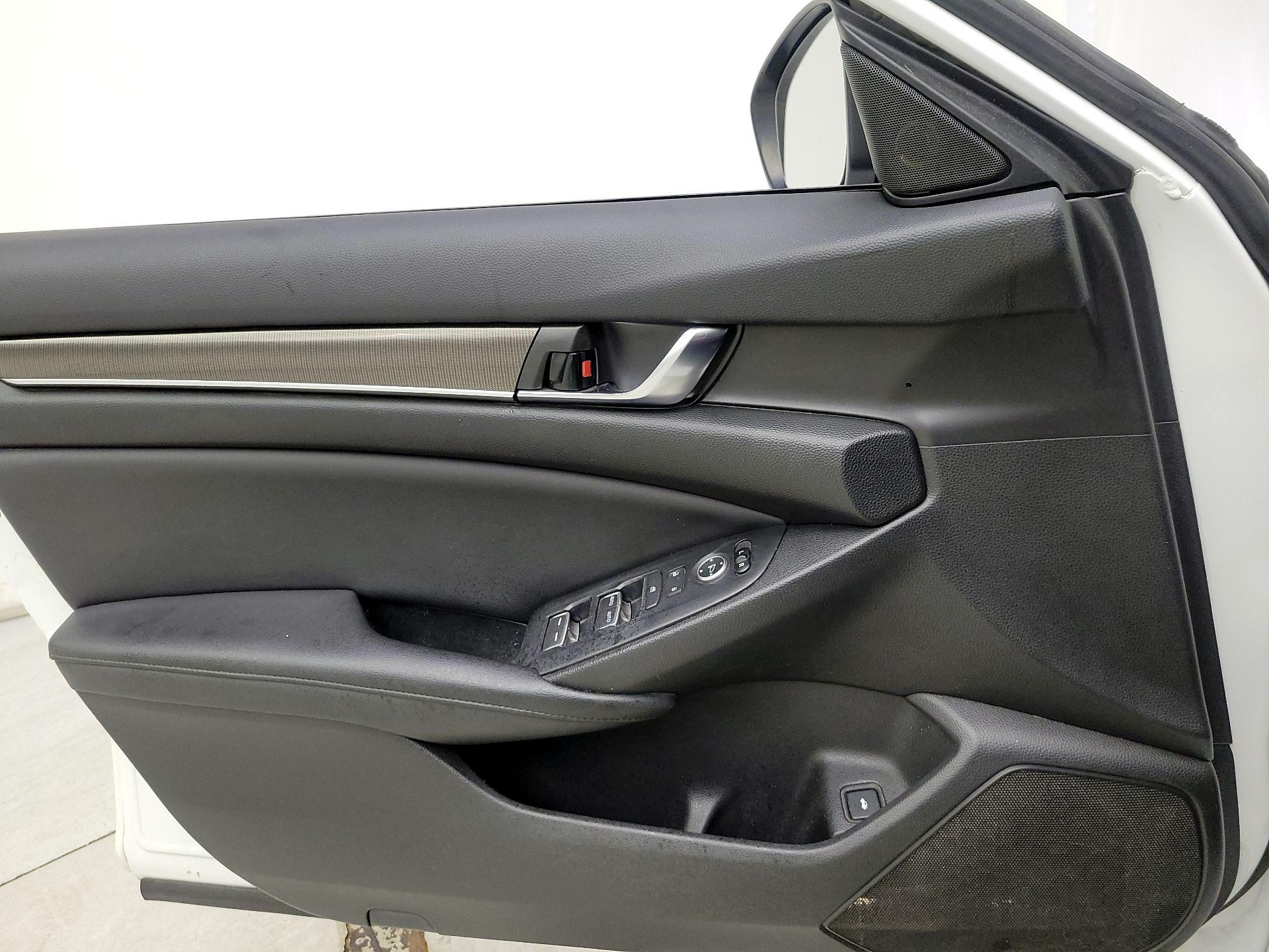 Thumbnail: 2022 Honda Accord - 12