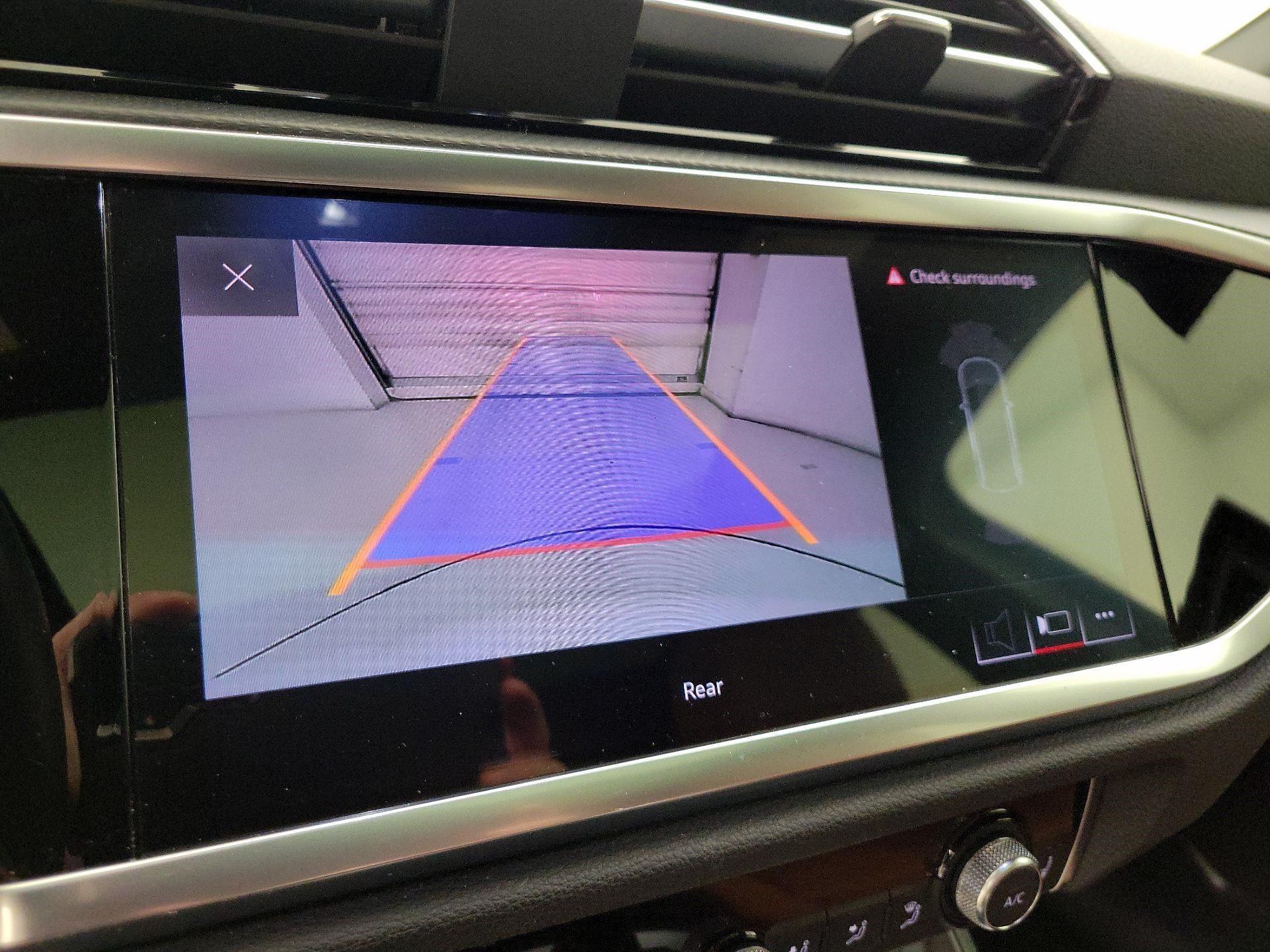 Thumbnail: 2020 Audi Q3 - 15