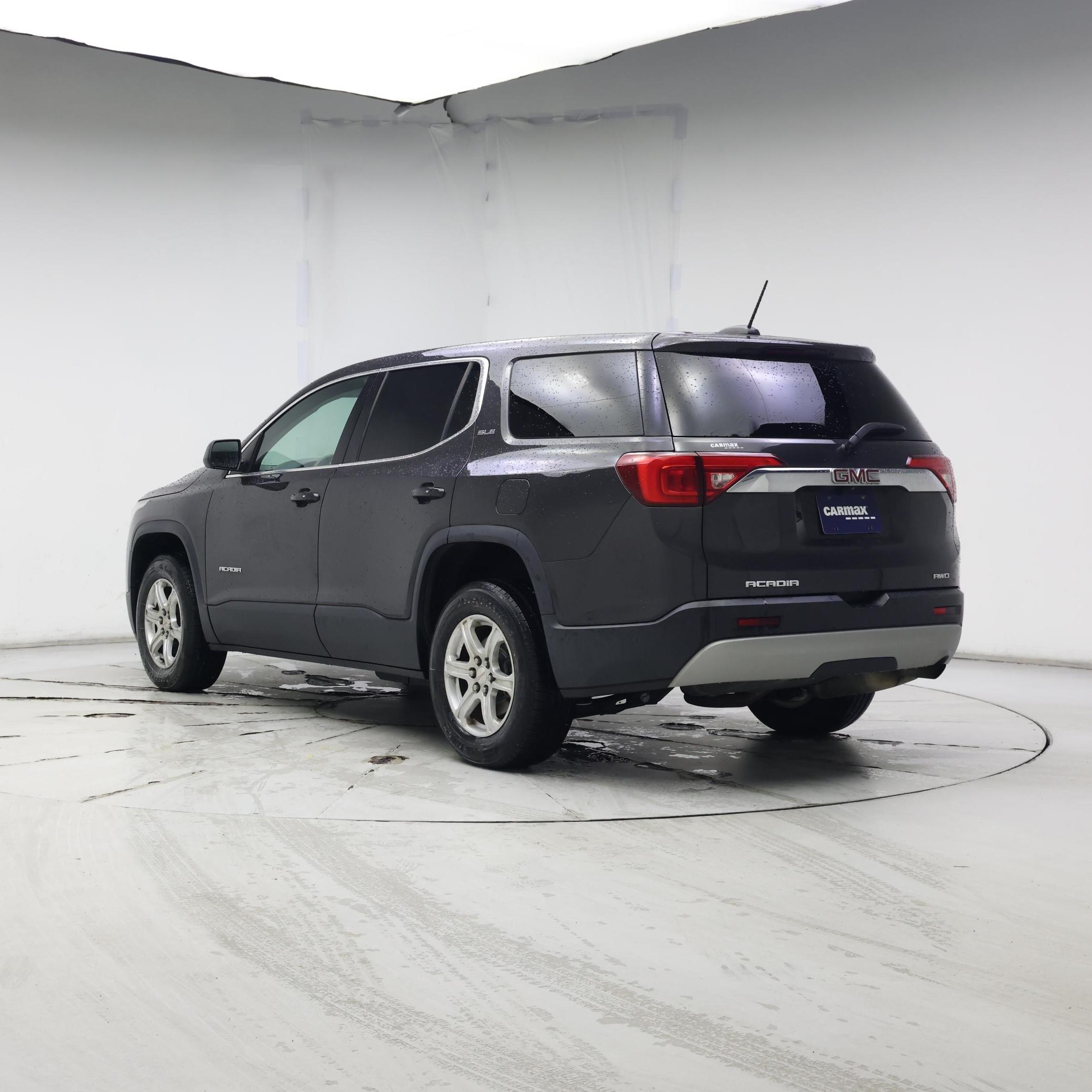 Thumbnail: 2018 GMC Acadia - 2