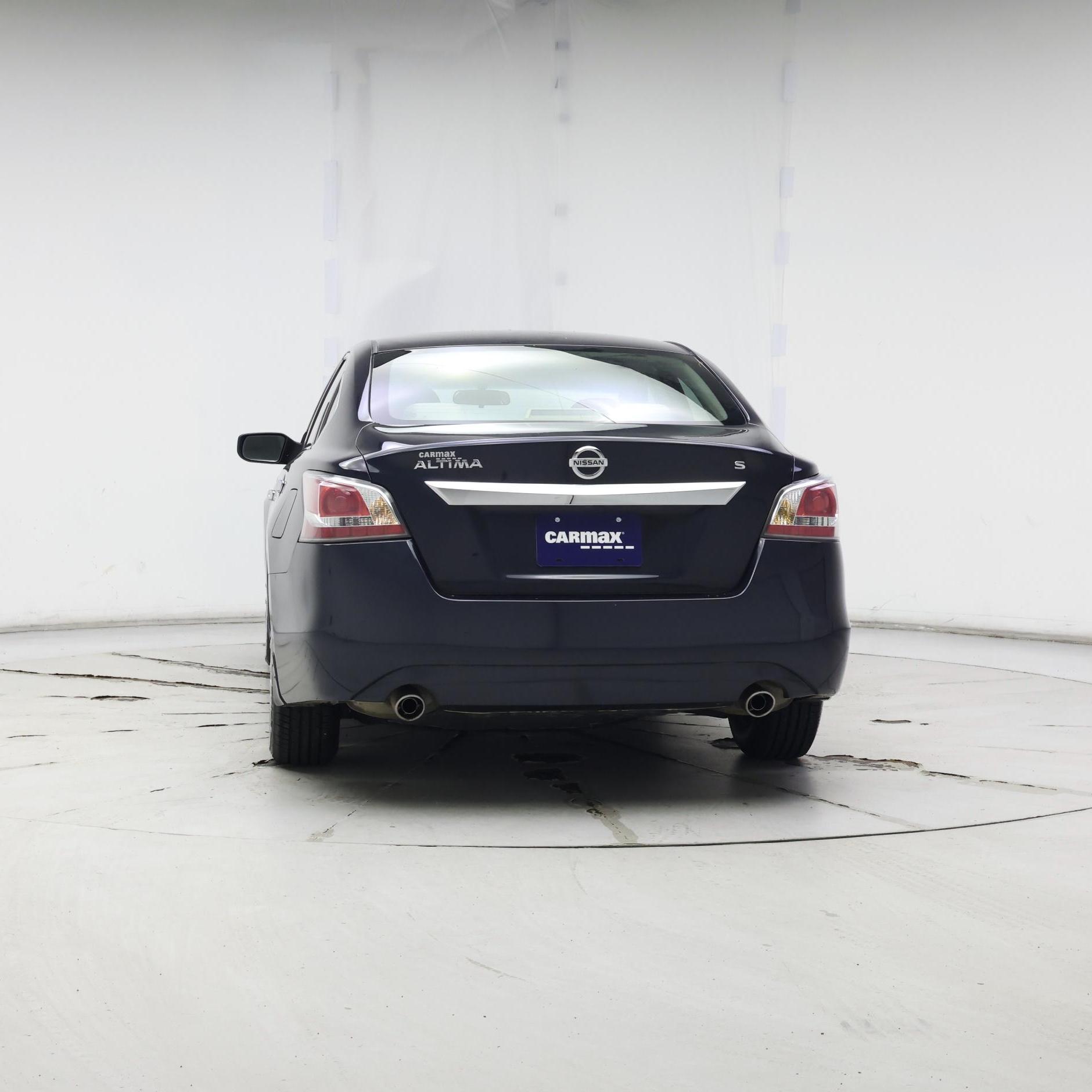 Thumbnail: 2015 Nissan Altima - 6