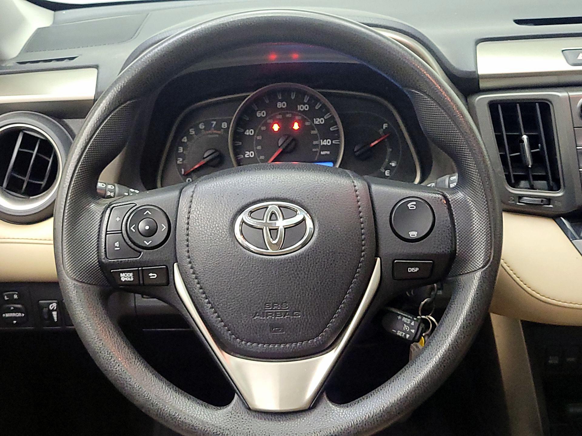 Thumbnail: 2013 Toyota RAV4 - 10