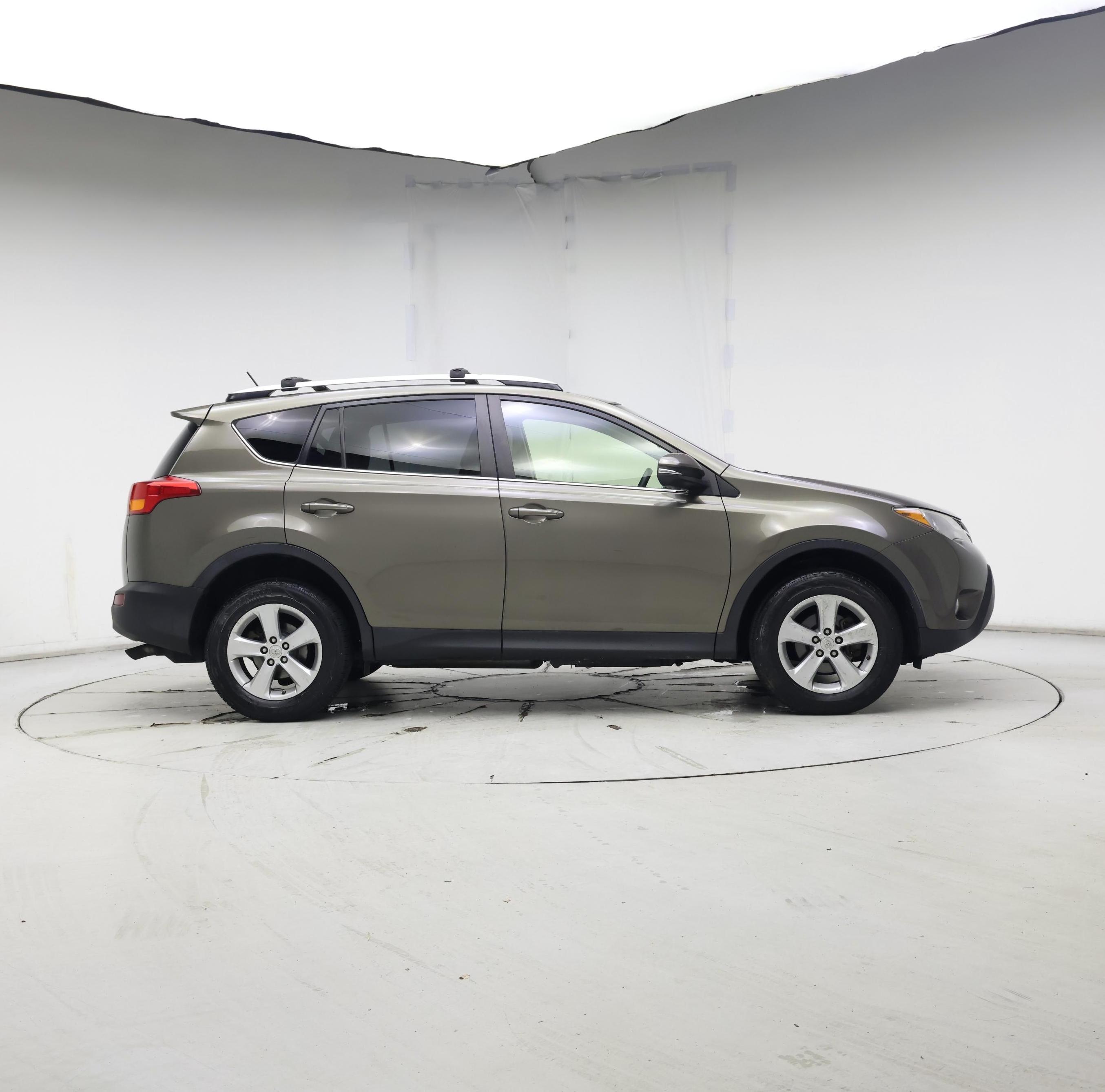 Thumbnail: 2013 Toyota RAV4 - 7