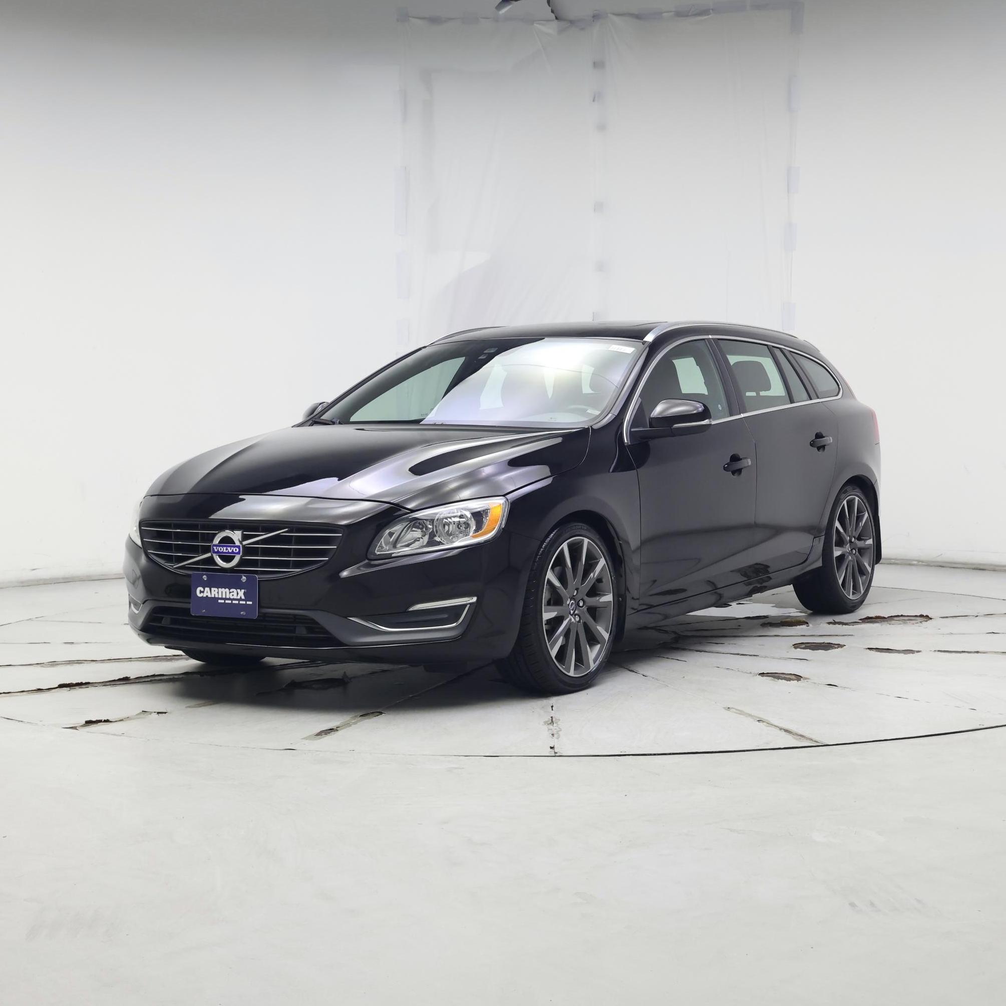 Thumbnail: 2015 Volvo V60 - 4