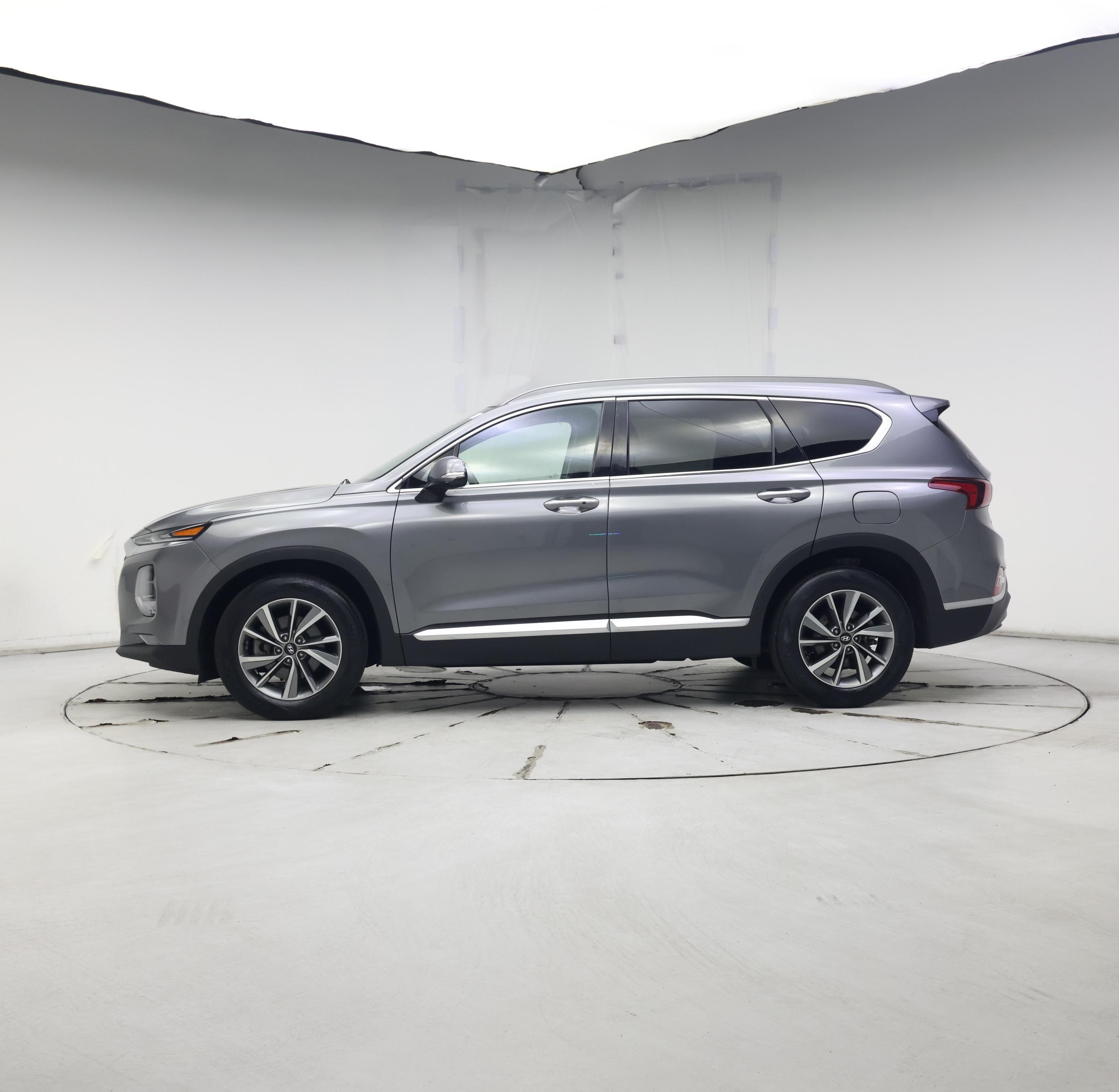 Thumbnail: 2019 Hyundai Santa Fe - 3