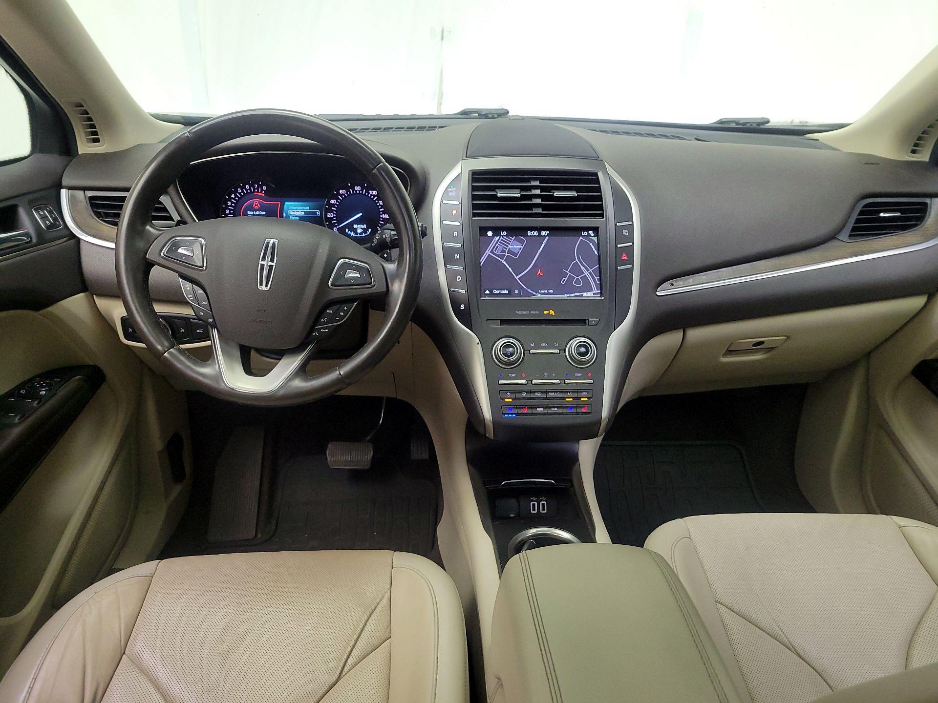 Thumbnail: 2017 Lincoln MKC - 9