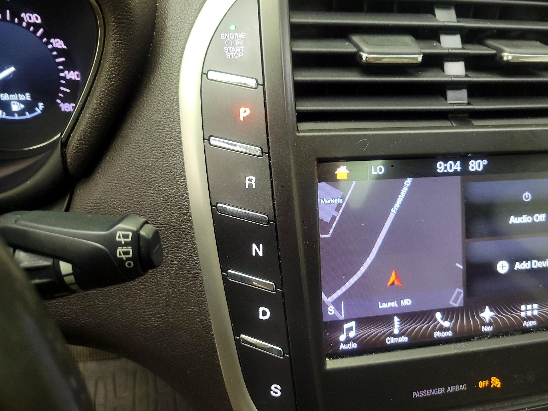 Thumbnail: 2017 Lincoln MKC - 18