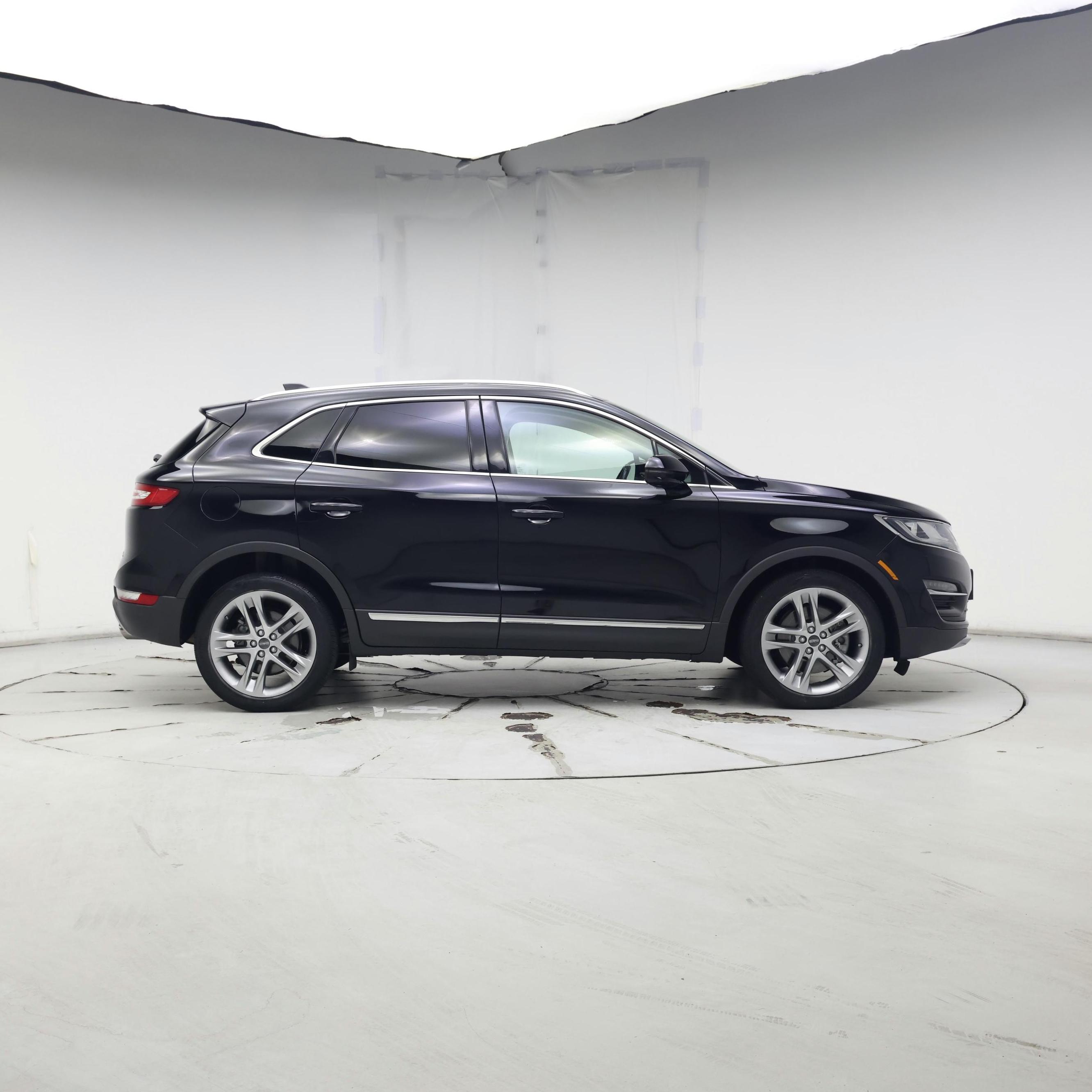 Thumbnail: 2017 Lincoln MKC - 7