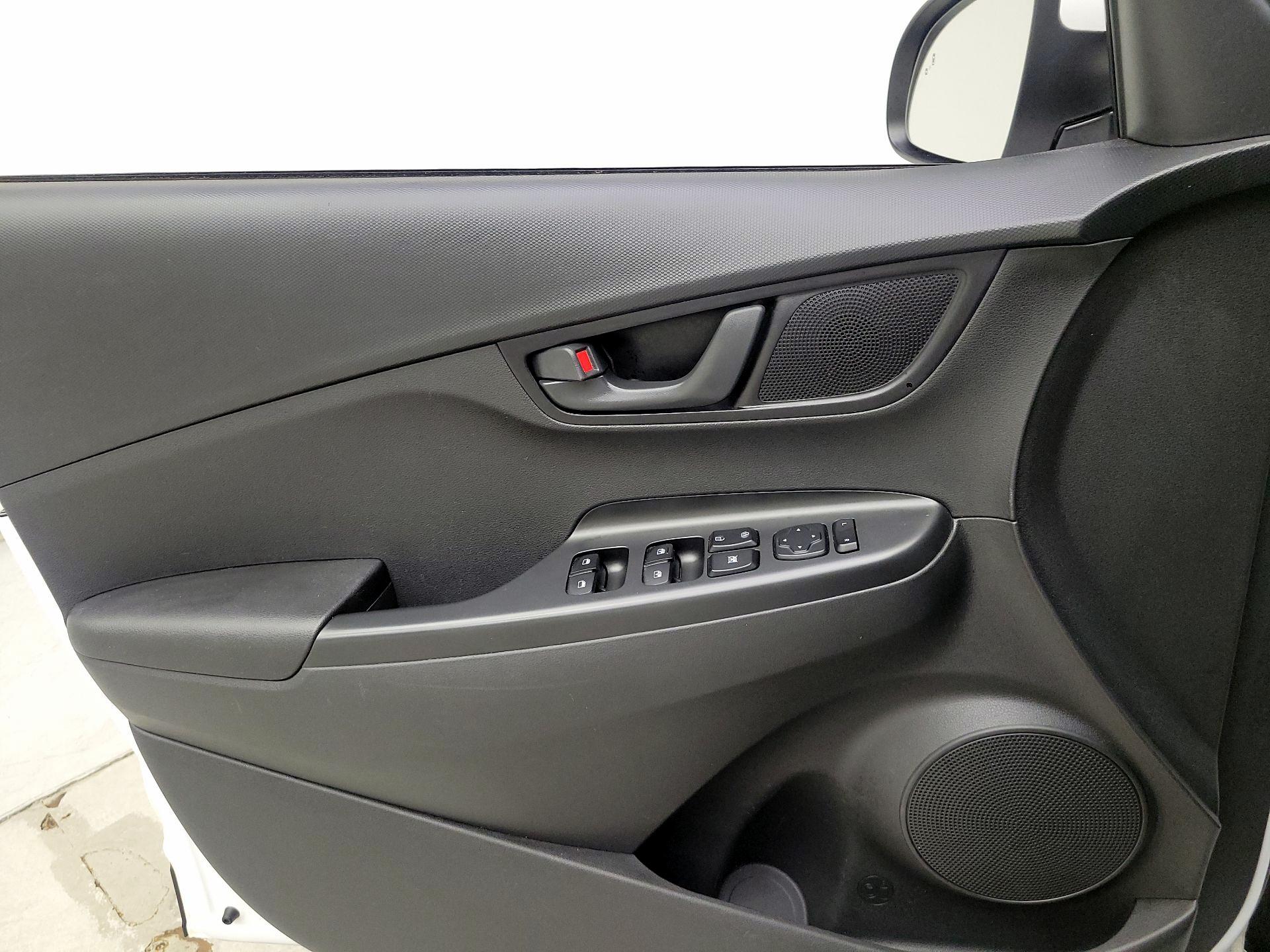 Thumbnail: 2023 Hyundai Kona - 12