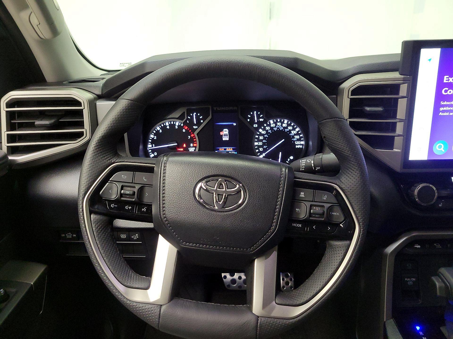 Thumbnail: 2024 Toyota Tundra - 10