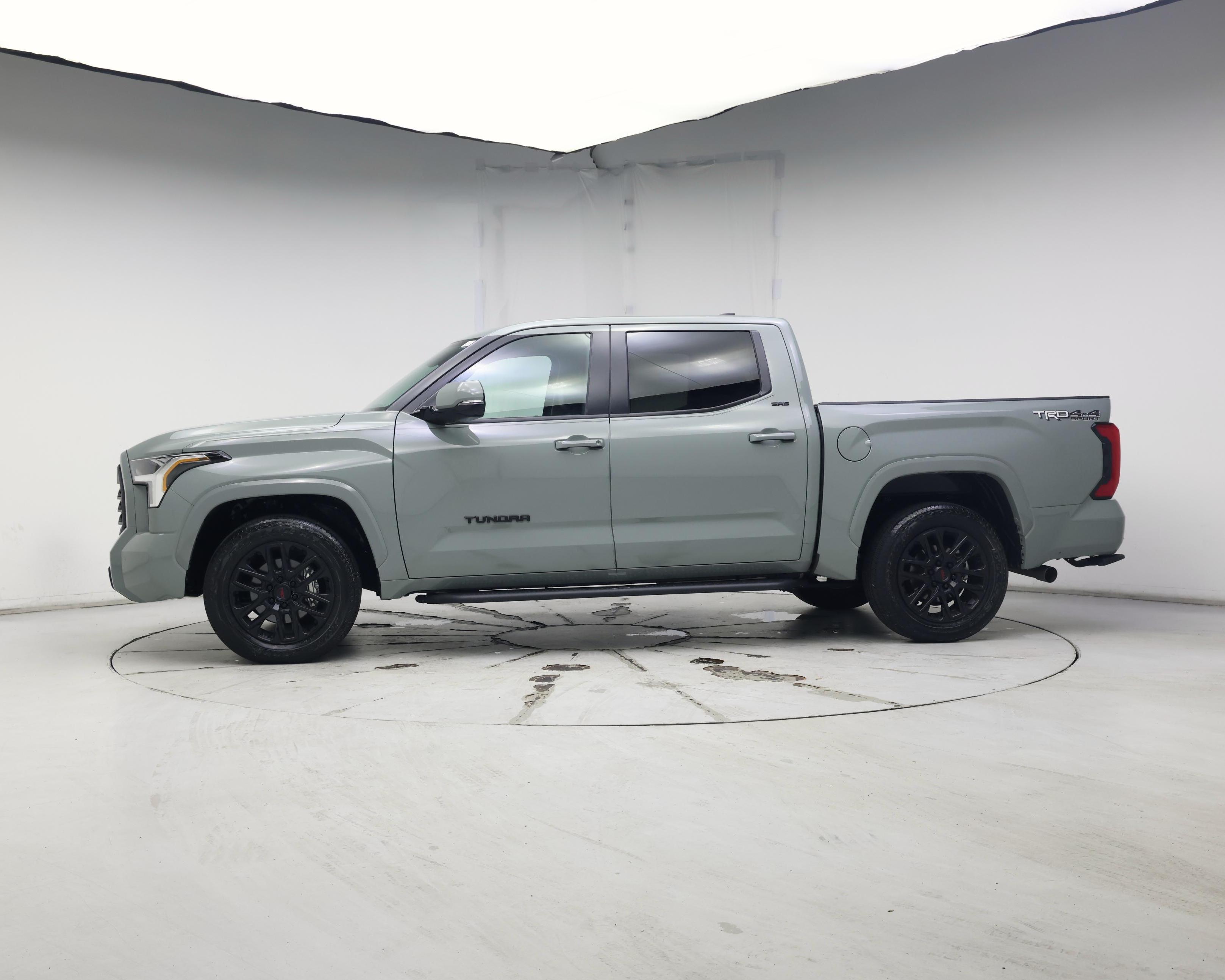 Thumbnail: 2024 Toyota Tundra - 3