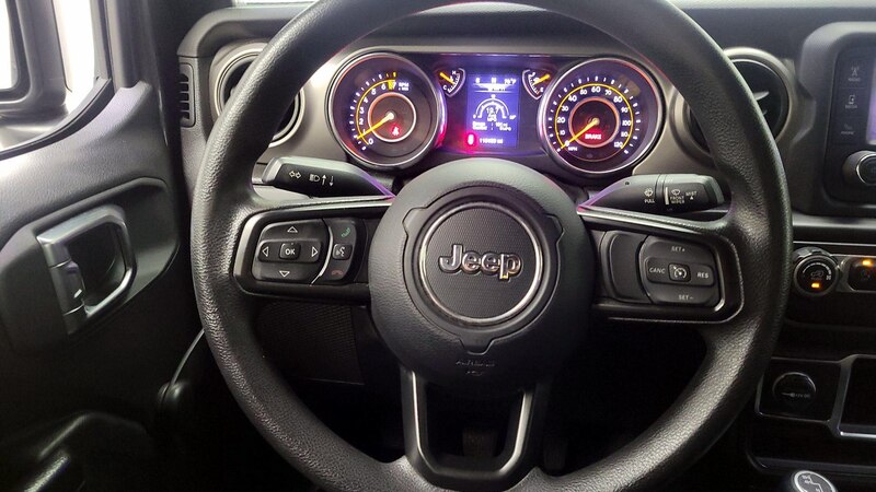 2020 Jeep Wrangler Unlimited Sport 10