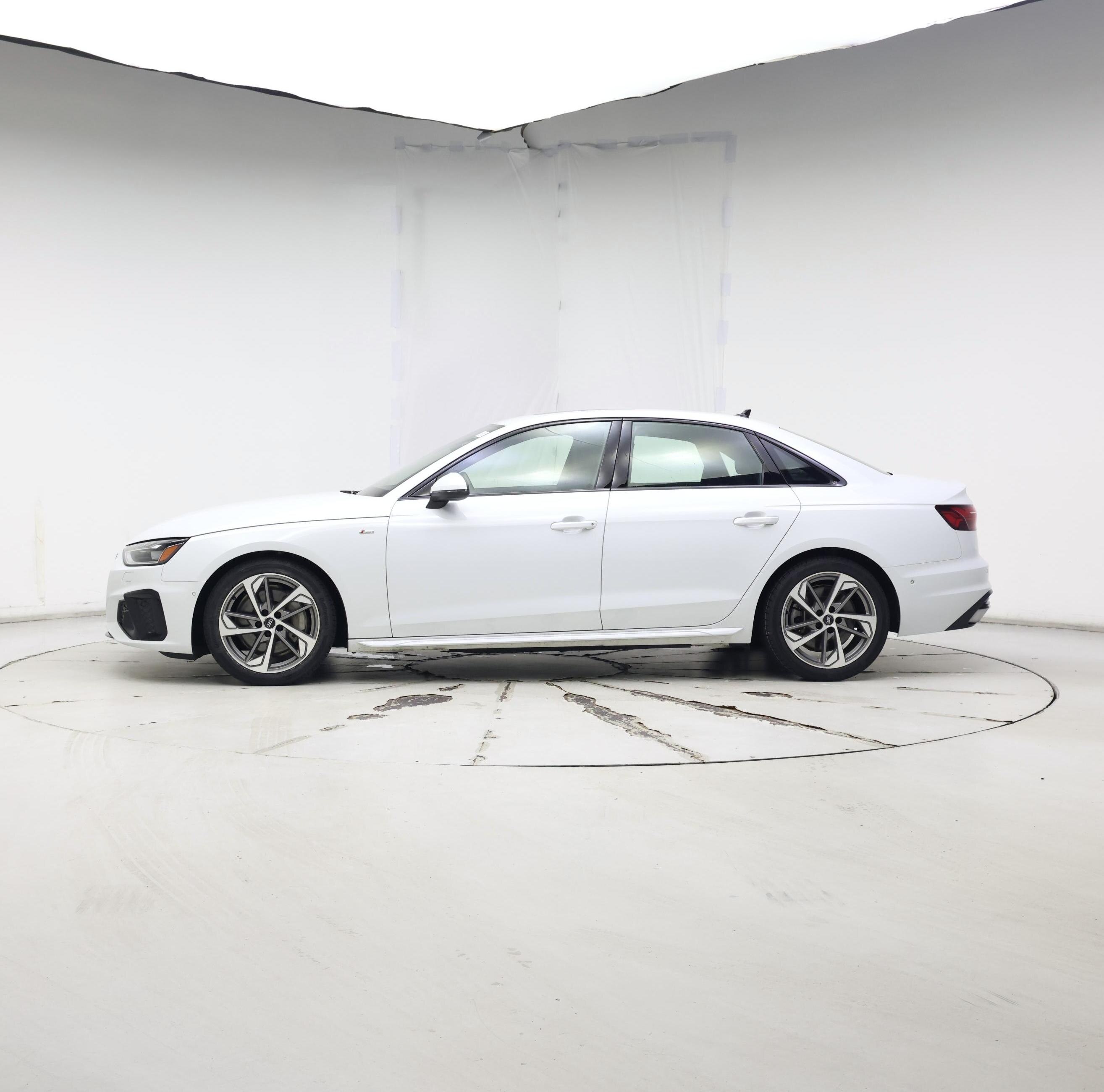Thumbnail: 2021 Audi A4 - 3