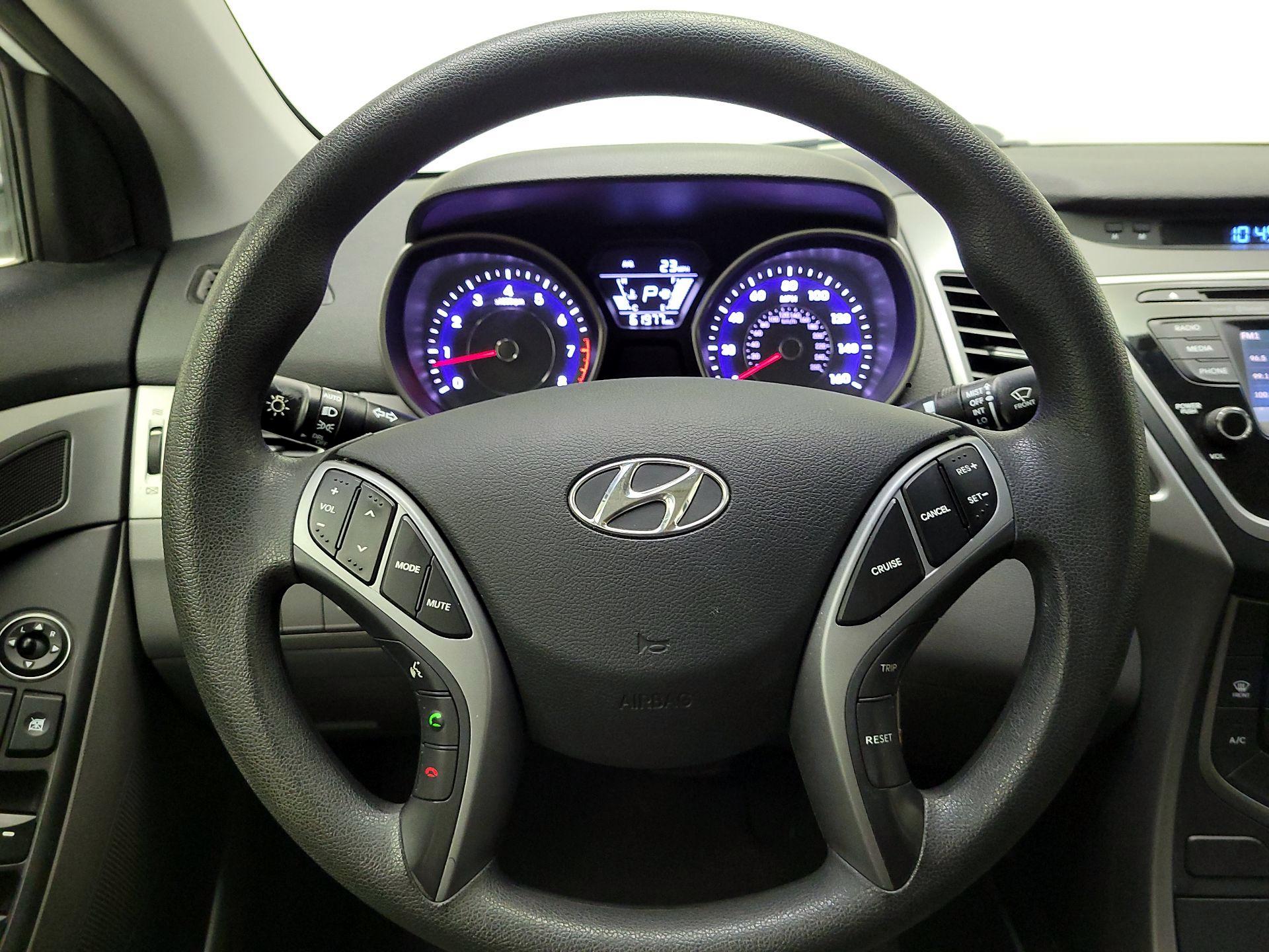 Thumbnail: 2016 Hyundai Elantra - 10