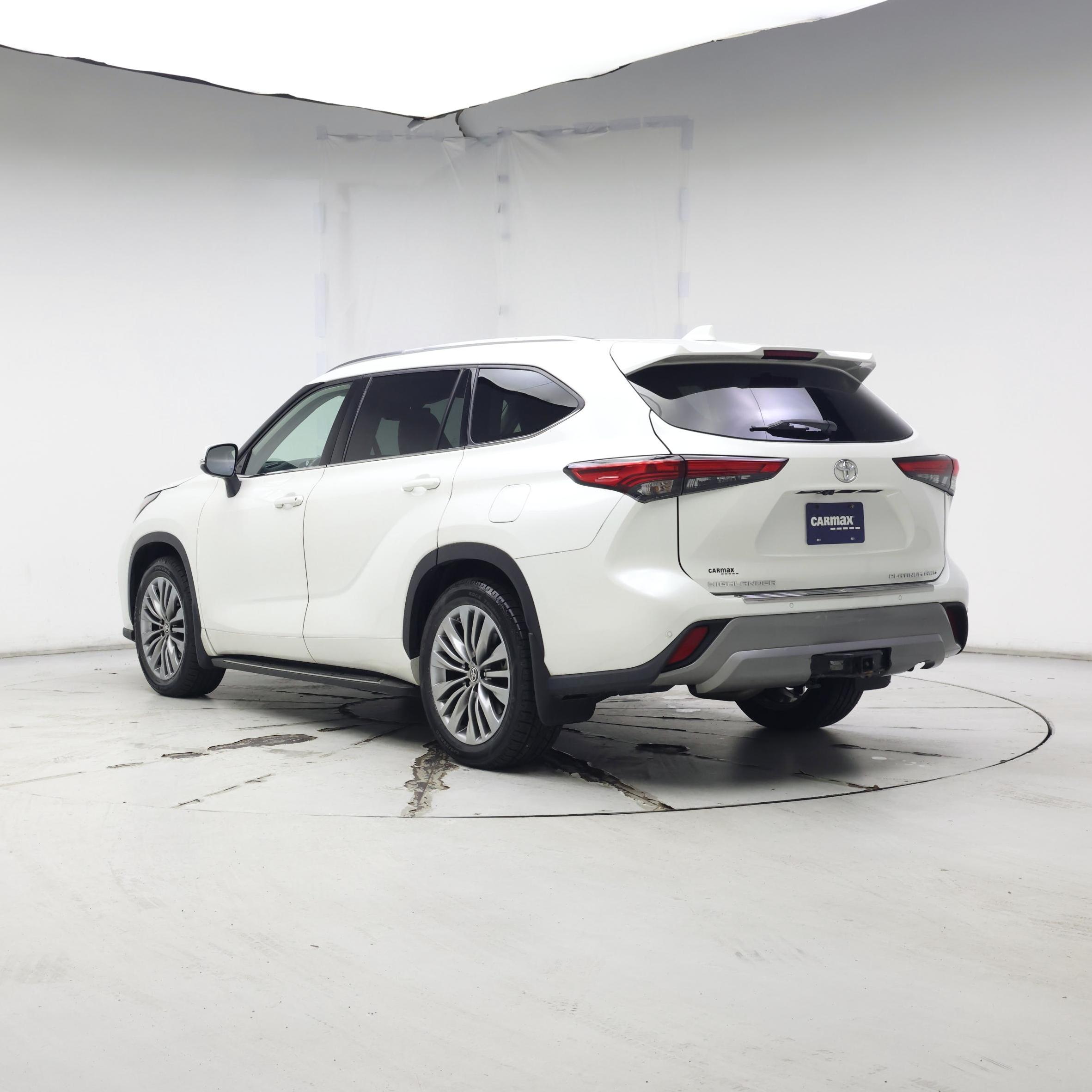 Thumbnail: 2020 Toyota Highlander - 2