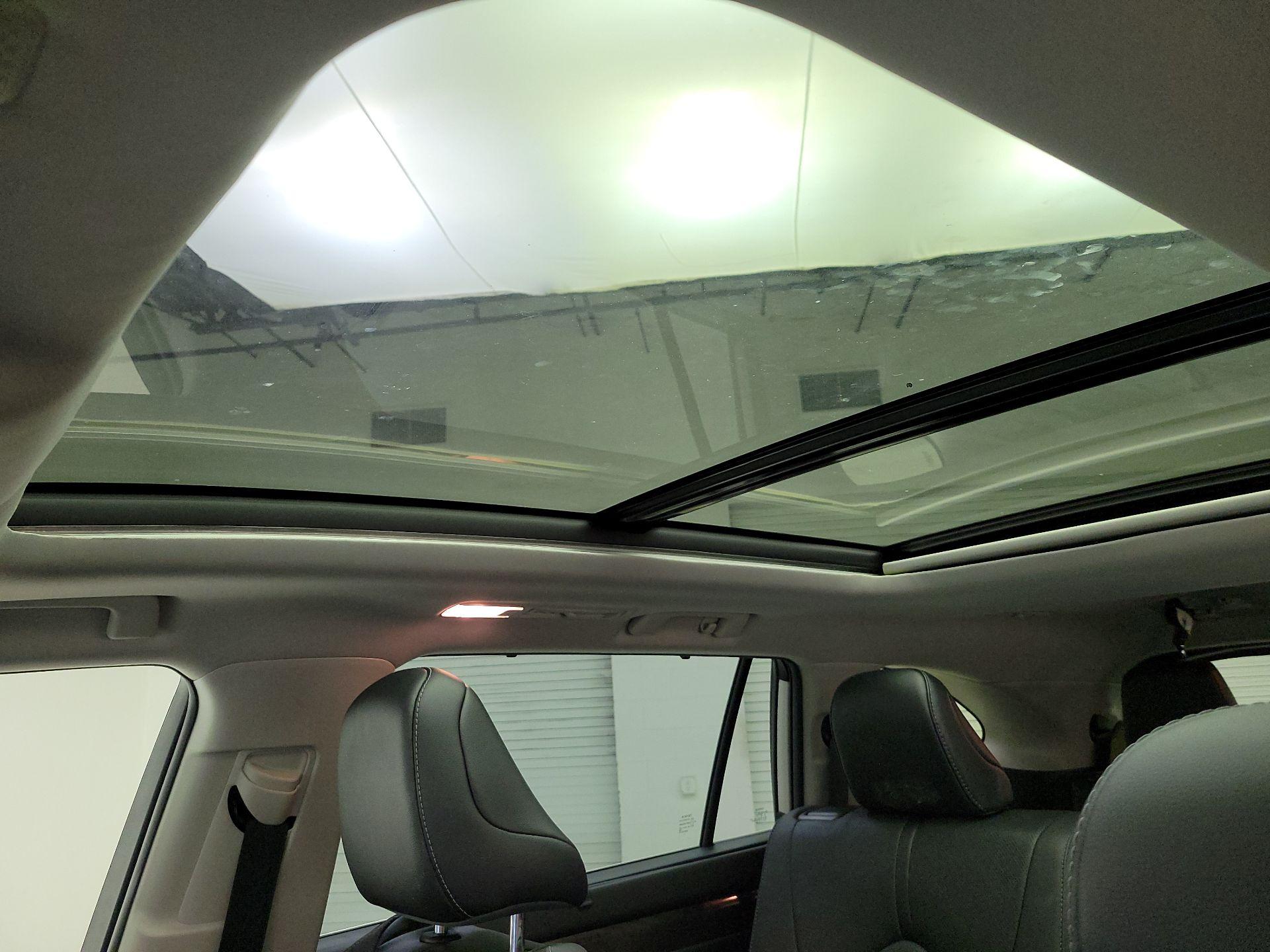 Thumbnail: 2020 Toyota Highlander - 20