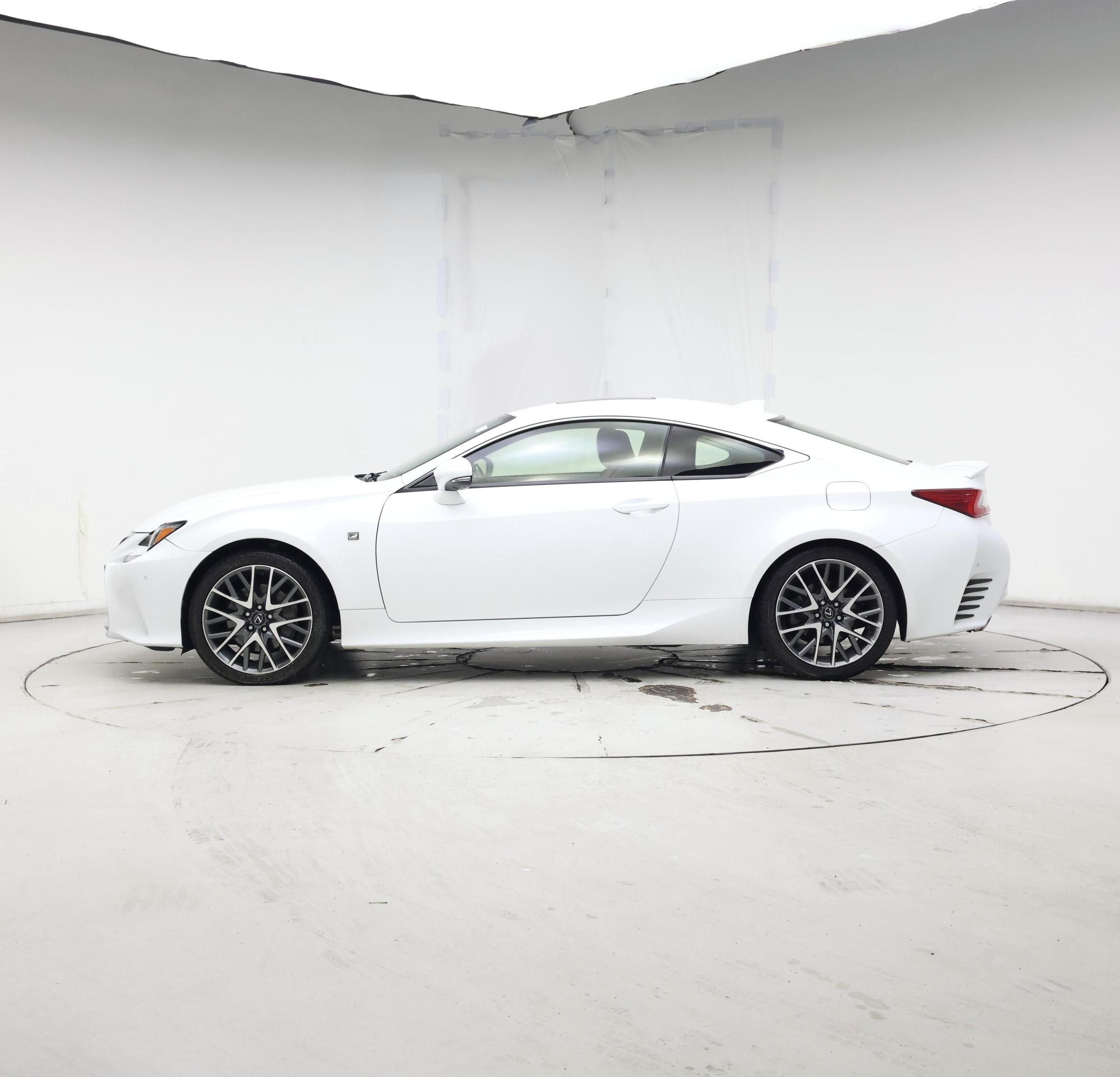 Thumbnail: 2017 Lexus RC - 3