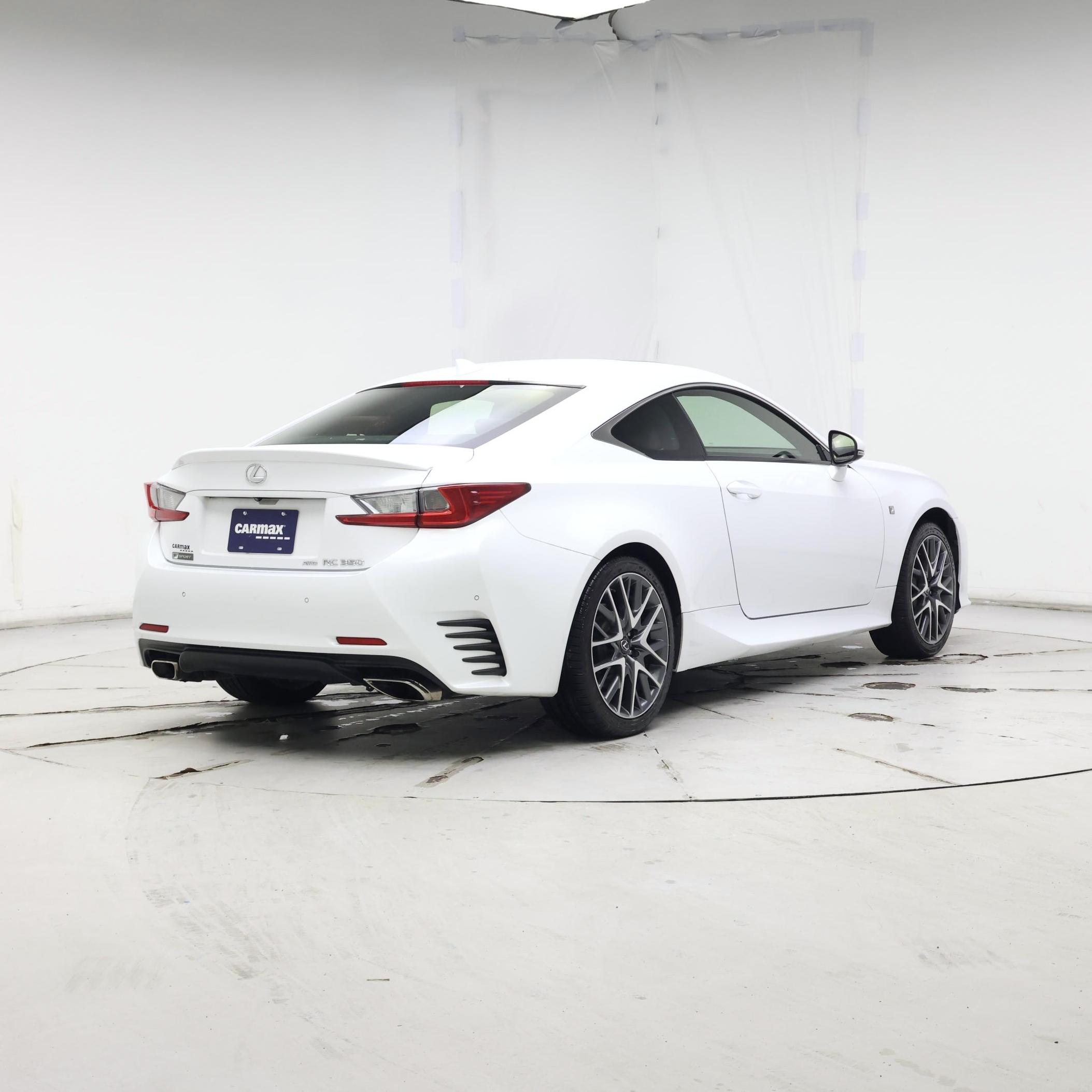 Thumbnail: 2017 Lexus RC - 8