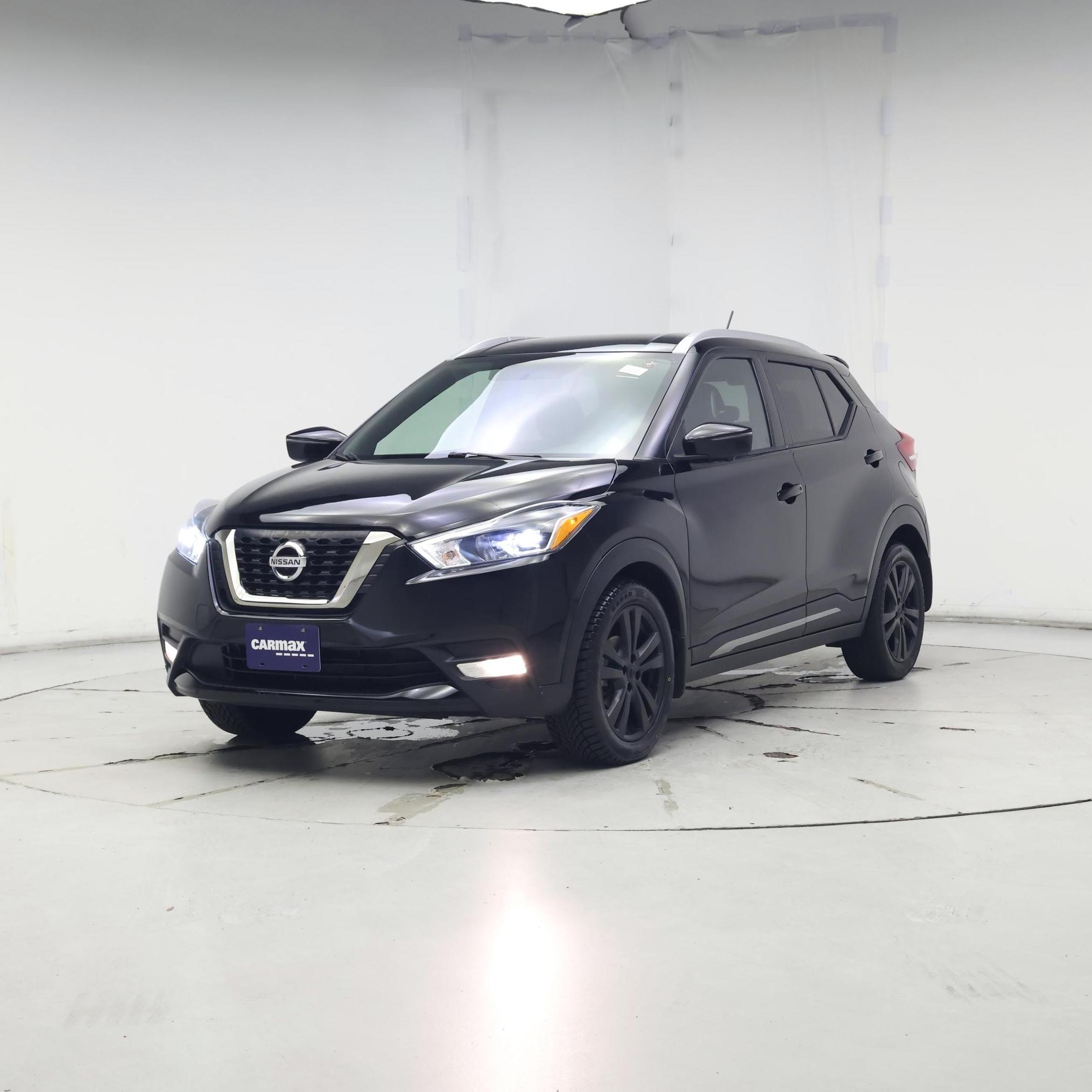 Thumbnail: 2019 Nissan Kicks - 4