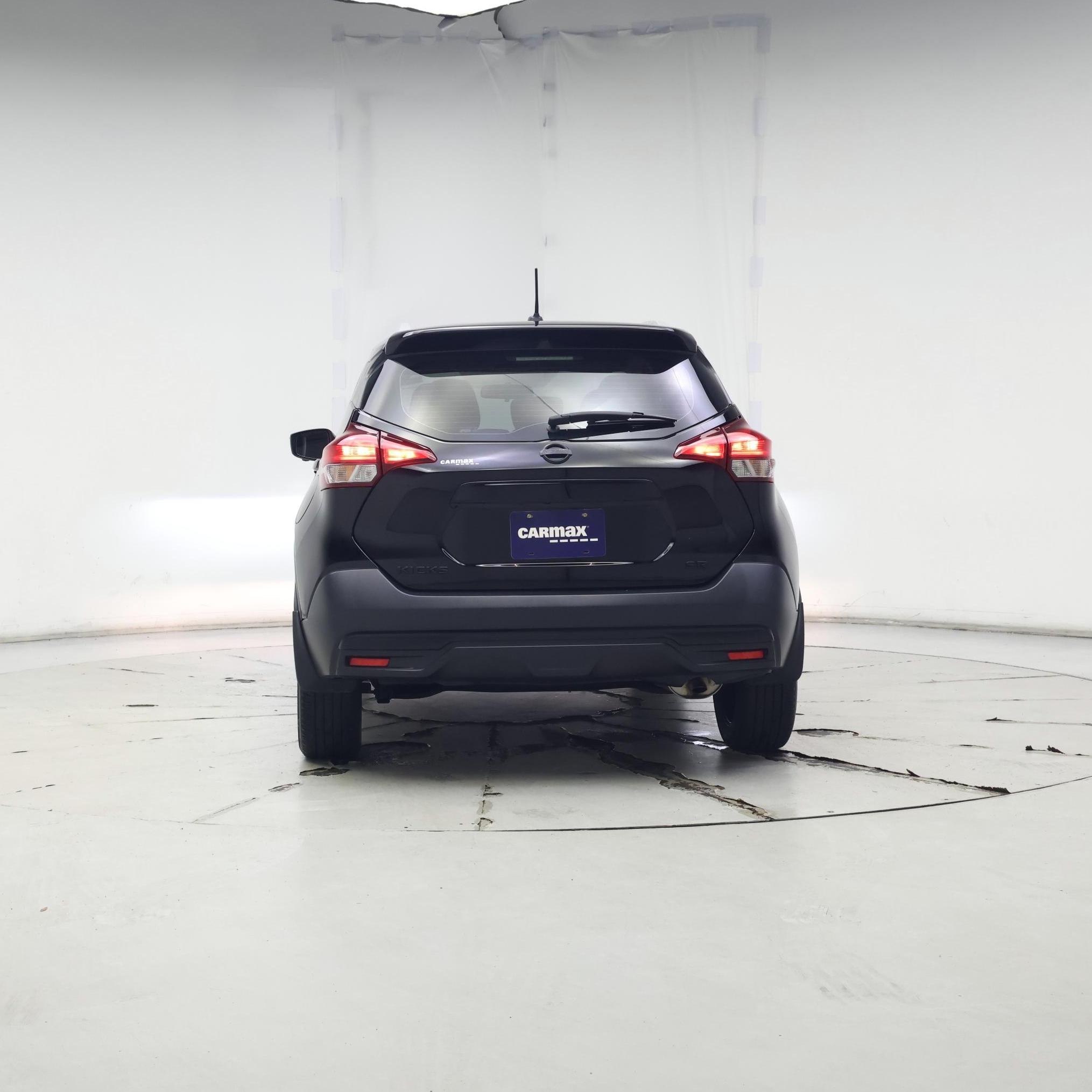 Thumbnail: 2019 Nissan Kicks - 6
