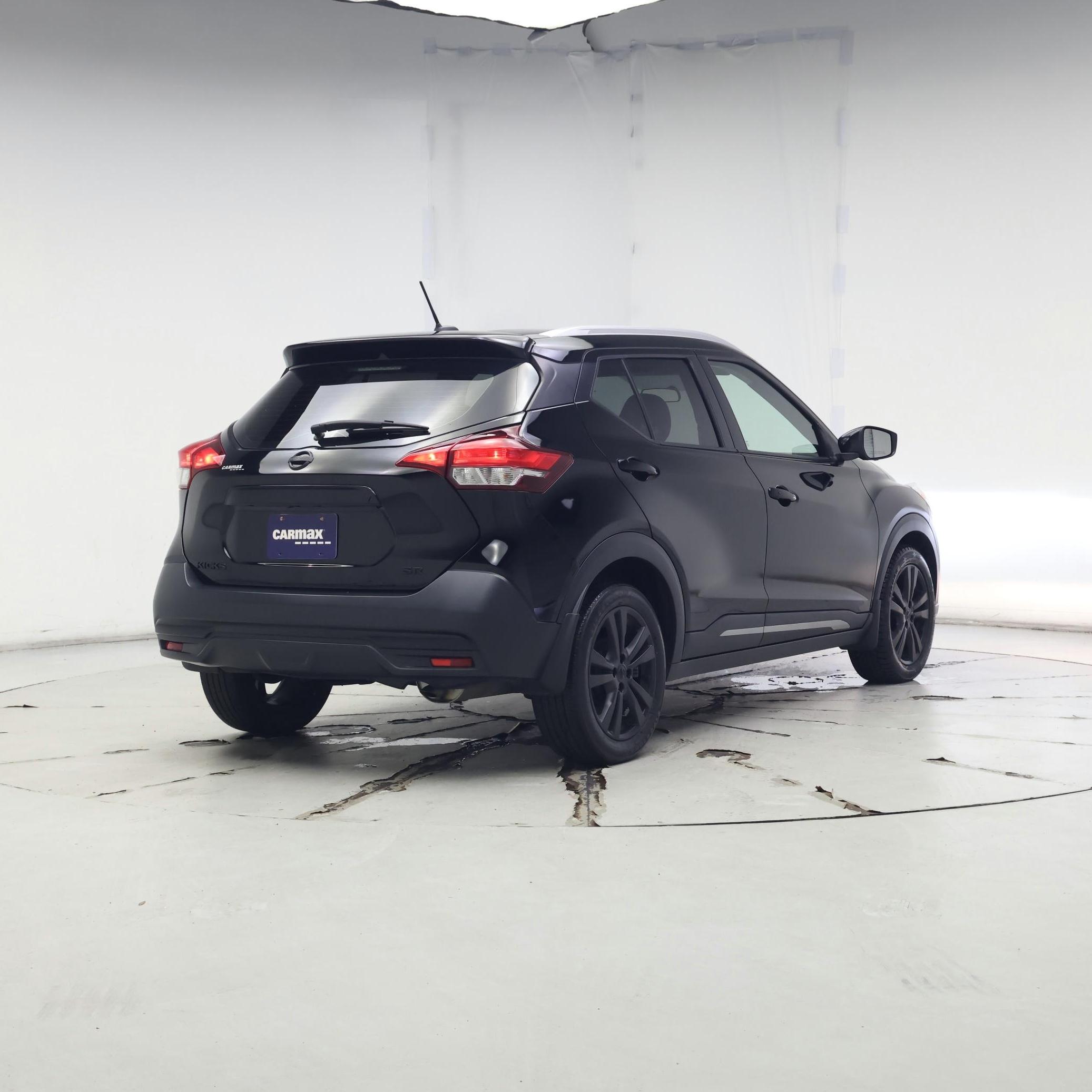 Thumbnail: 2019 Nissan Kicks - 8