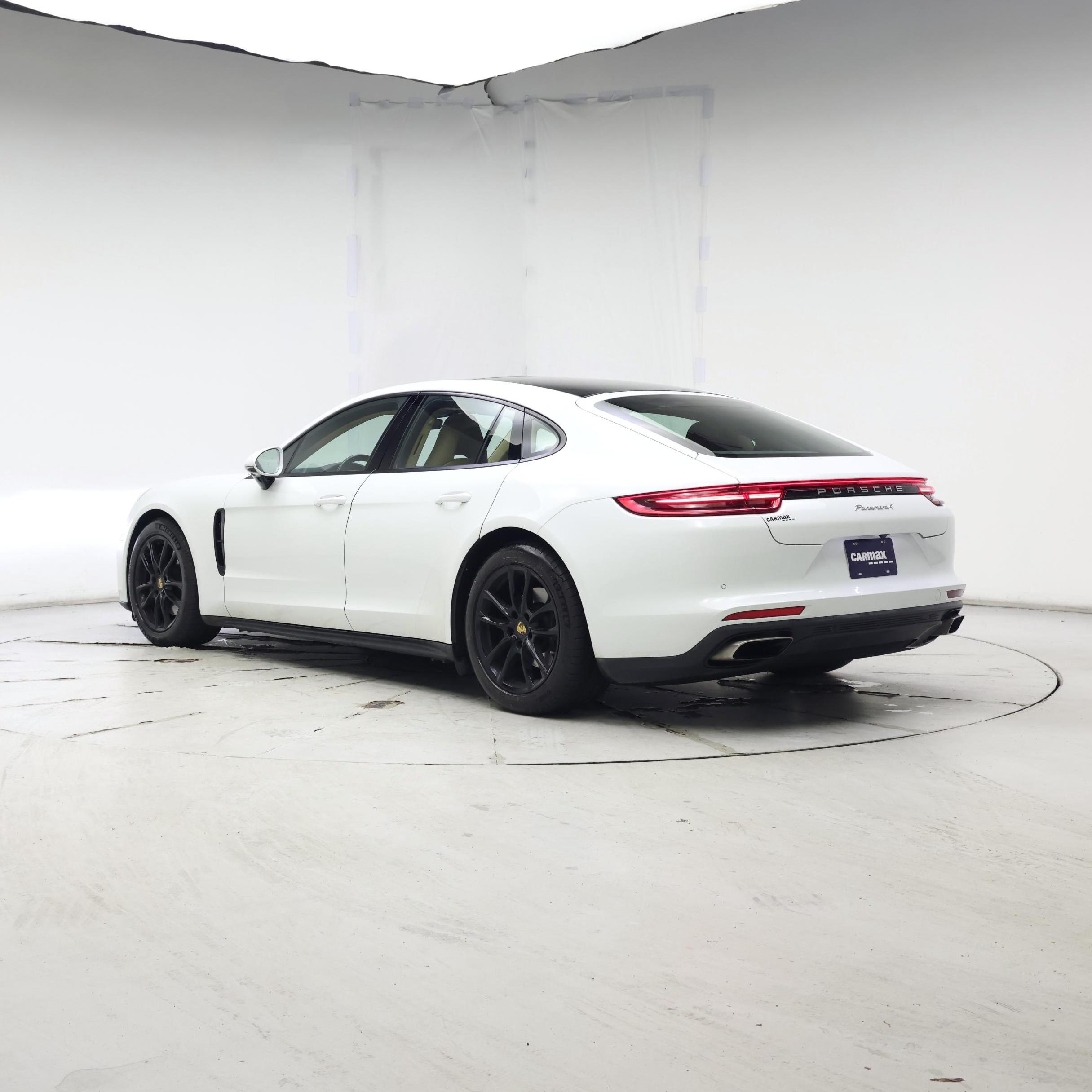 Thumbnail: 2020 Porsche Panamera - 2