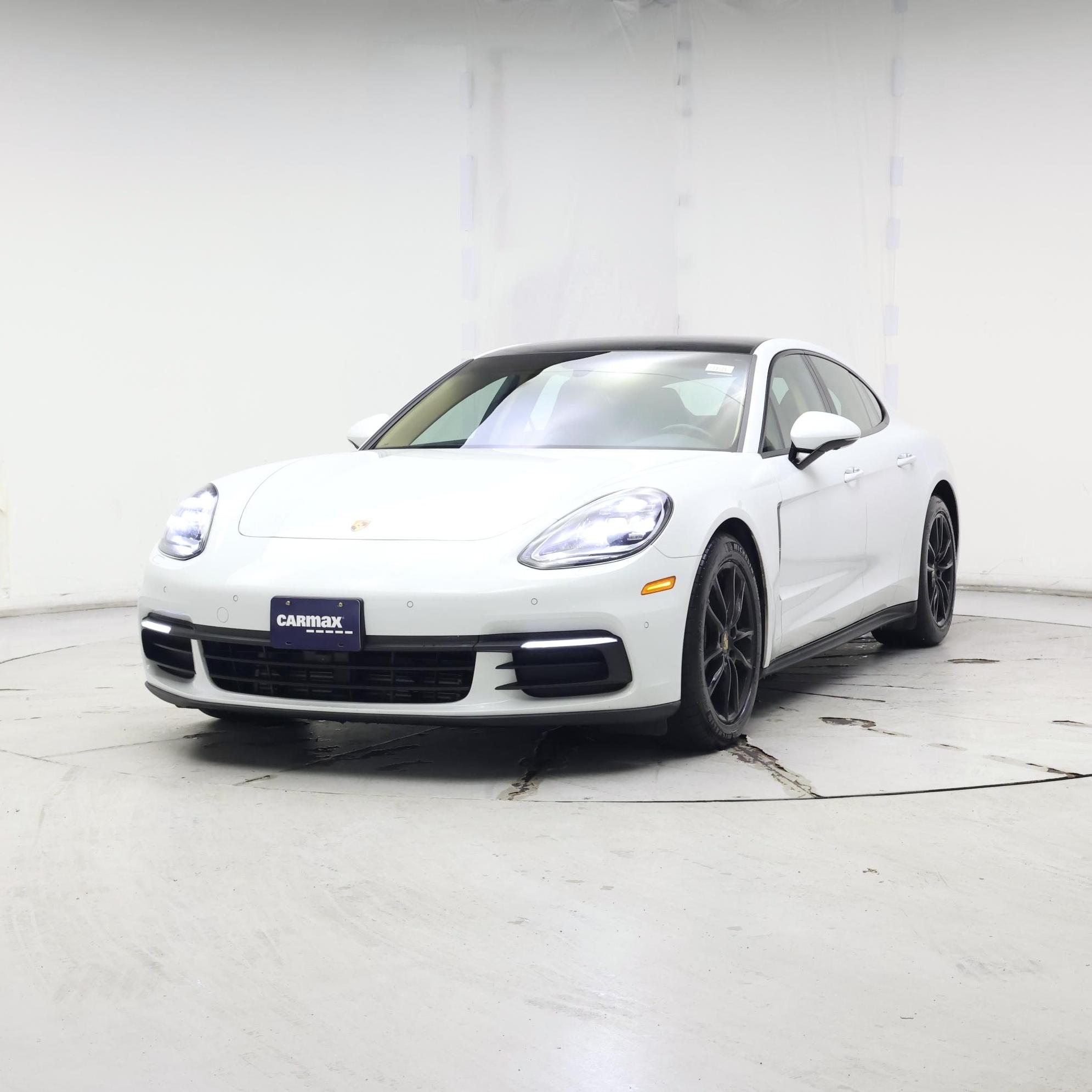 Thumbnail: 2020 Porsche Panamera - 4